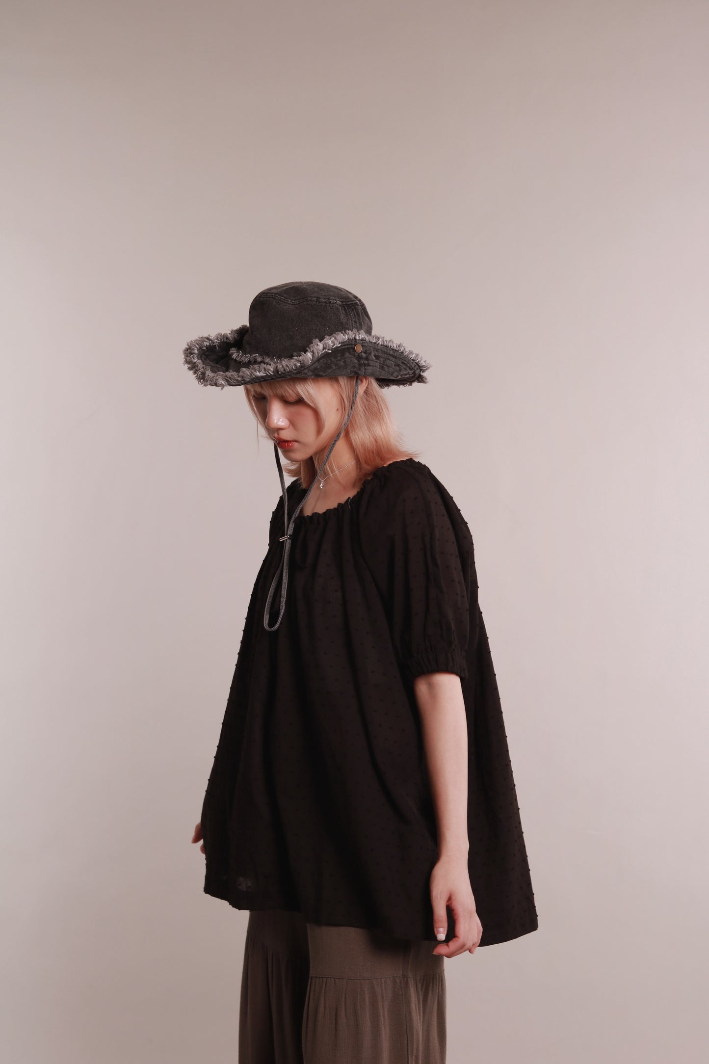Dot Dot Blouse (Black)