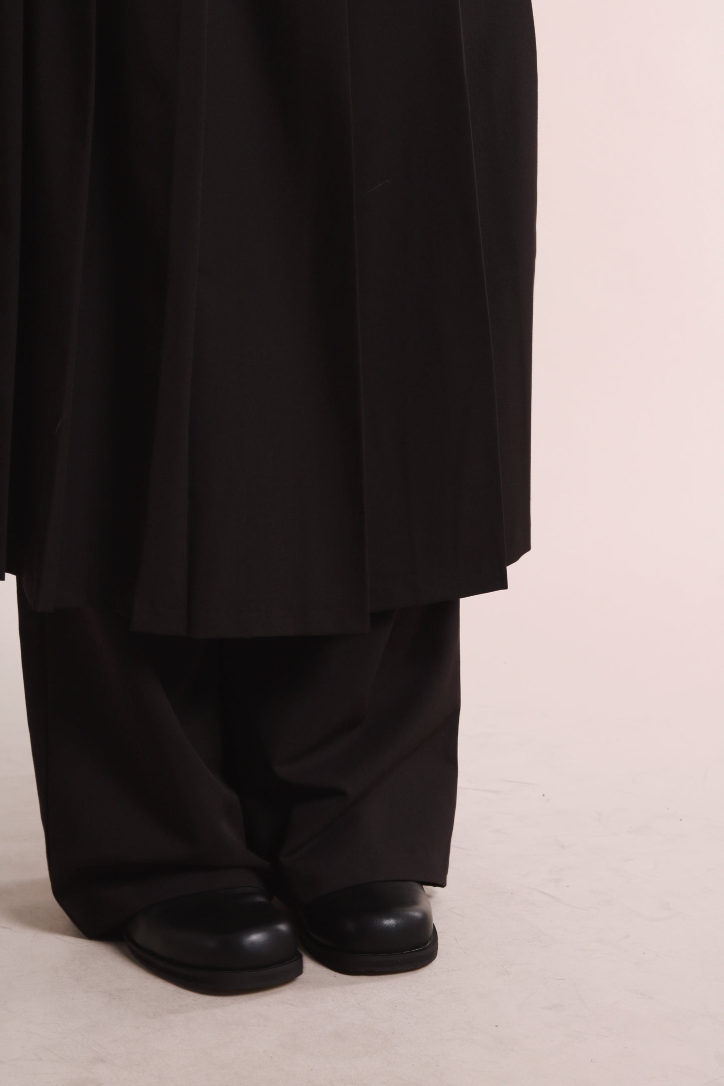 Layered Pleat Pants (Black)