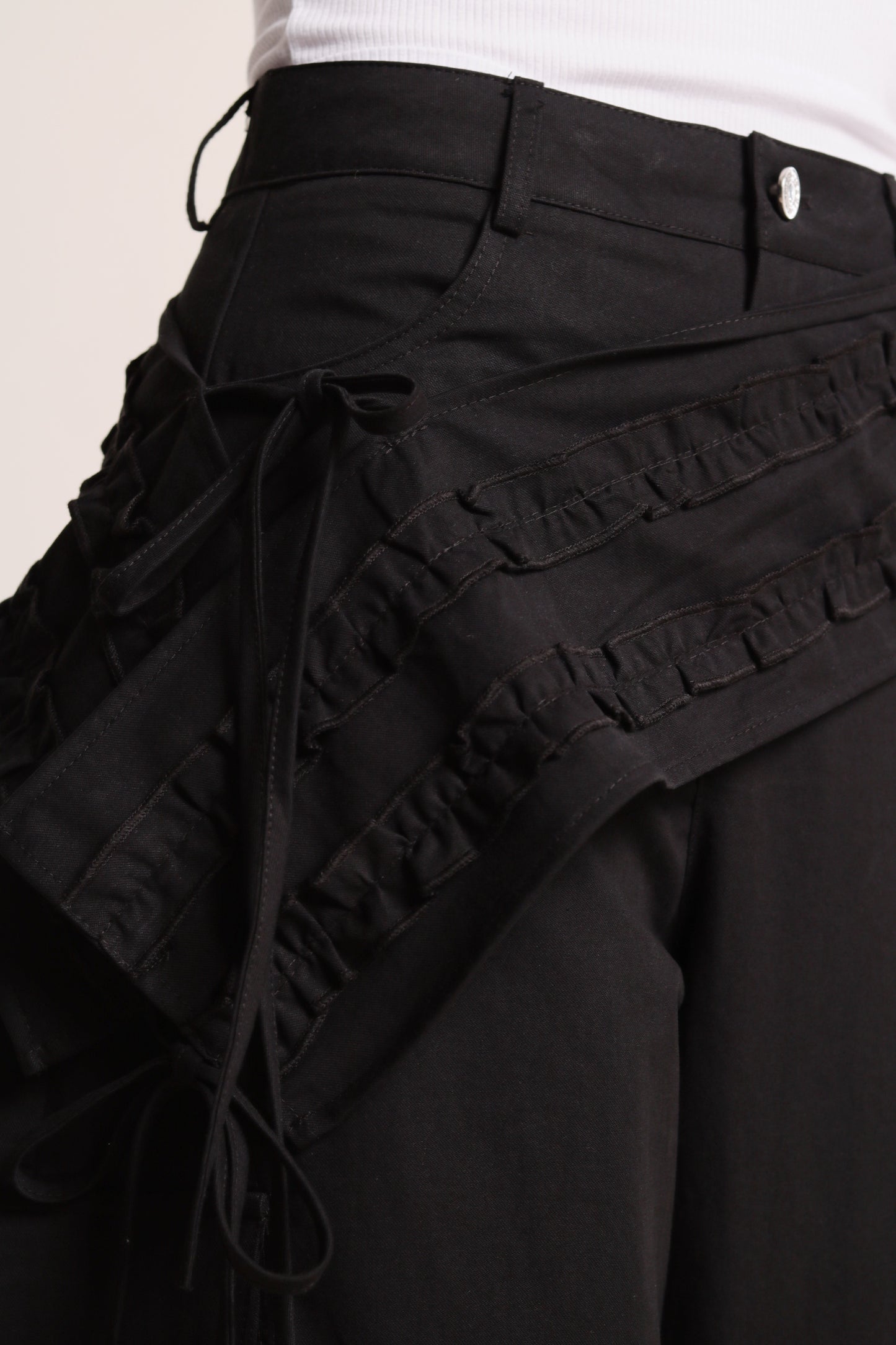Ruffle Belt Pants (Black)