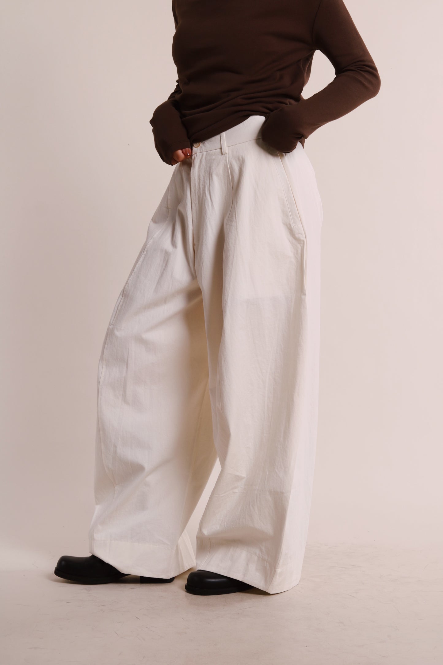 Logan Pants (Ivory)