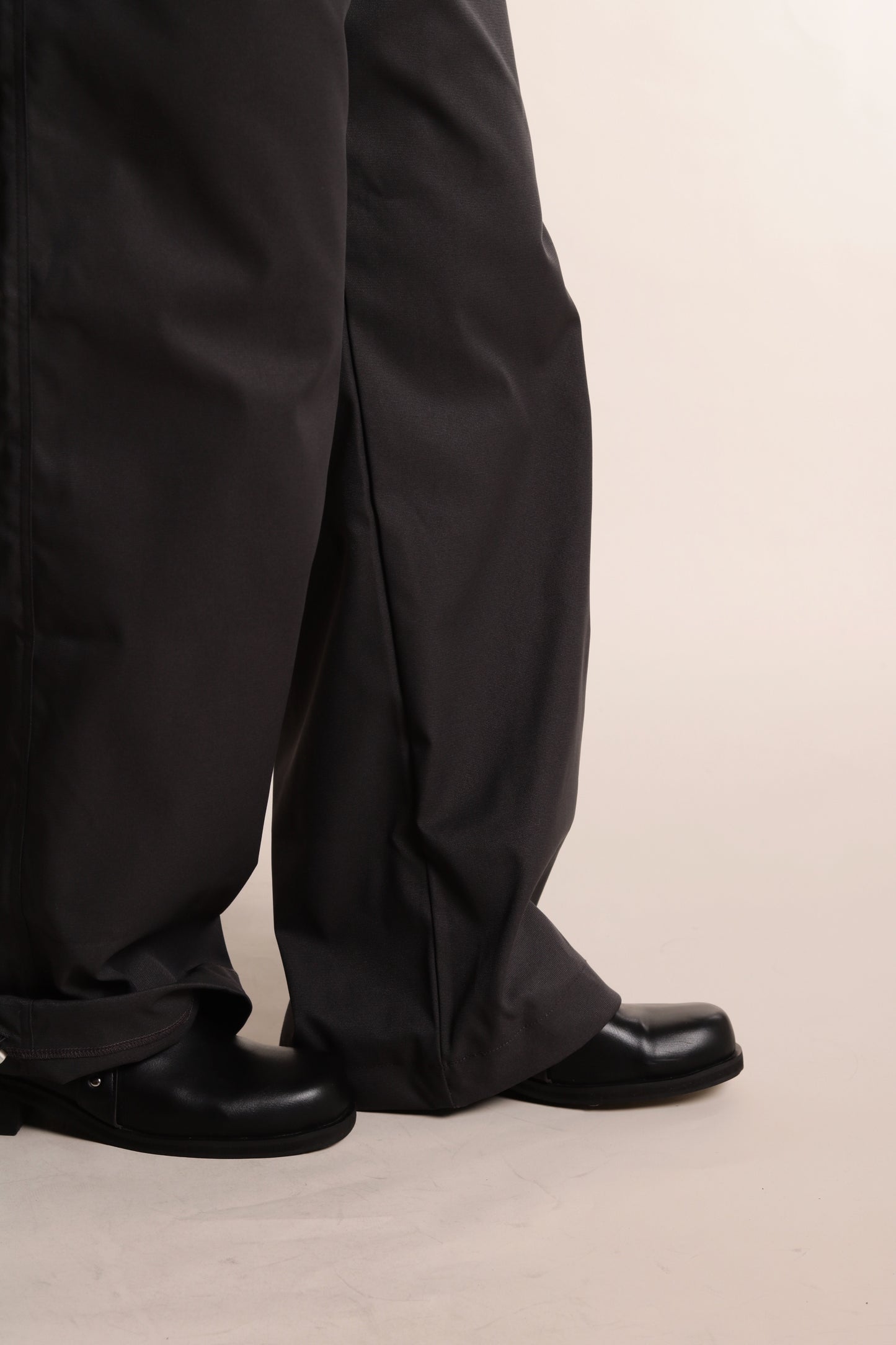 Delia Gathered Pants (Charcoal)