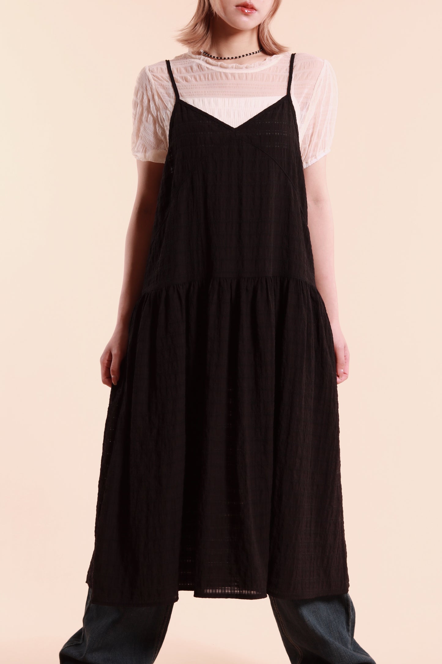 Textured Sleeveless Dress (Black)