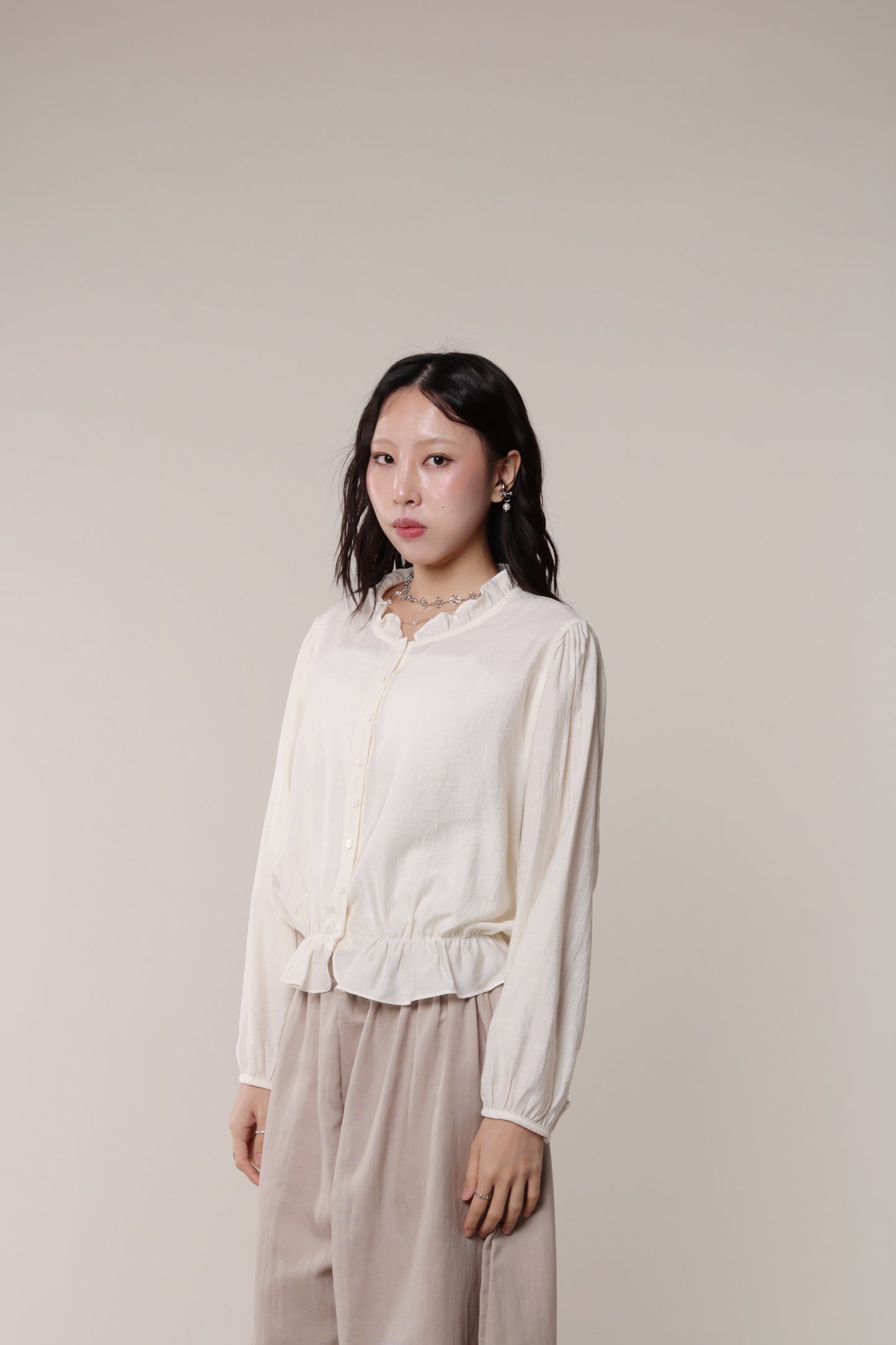Retro Ruffle Shirt (Ivory)