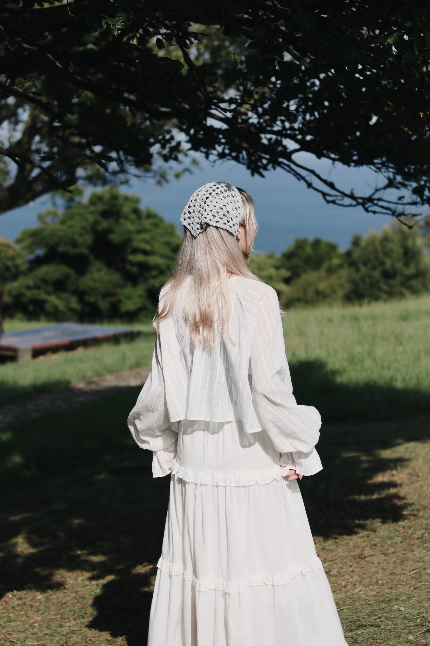 Flora Cropped Shirt (White)