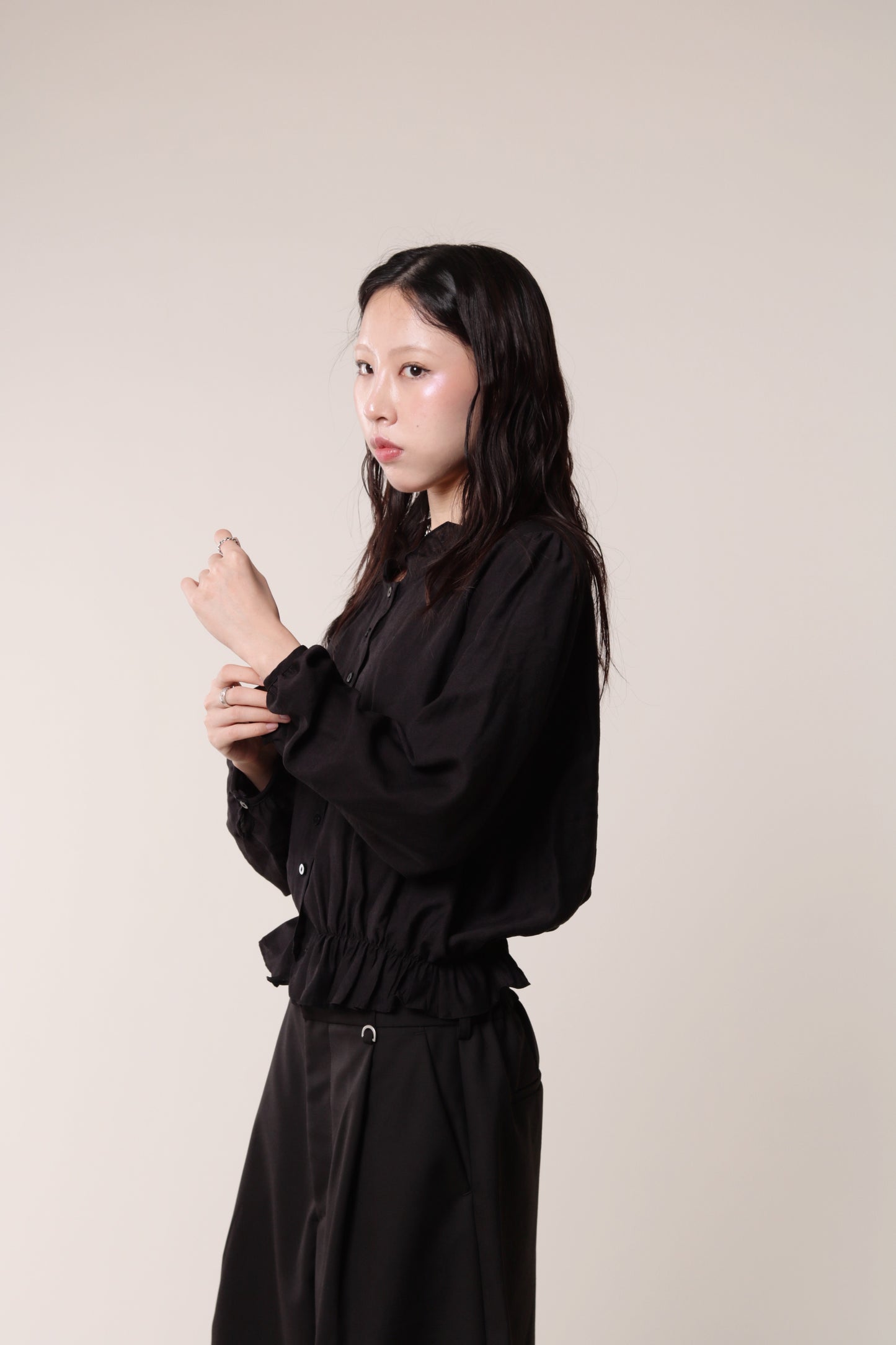Retro Ruffle Shirt (Black)