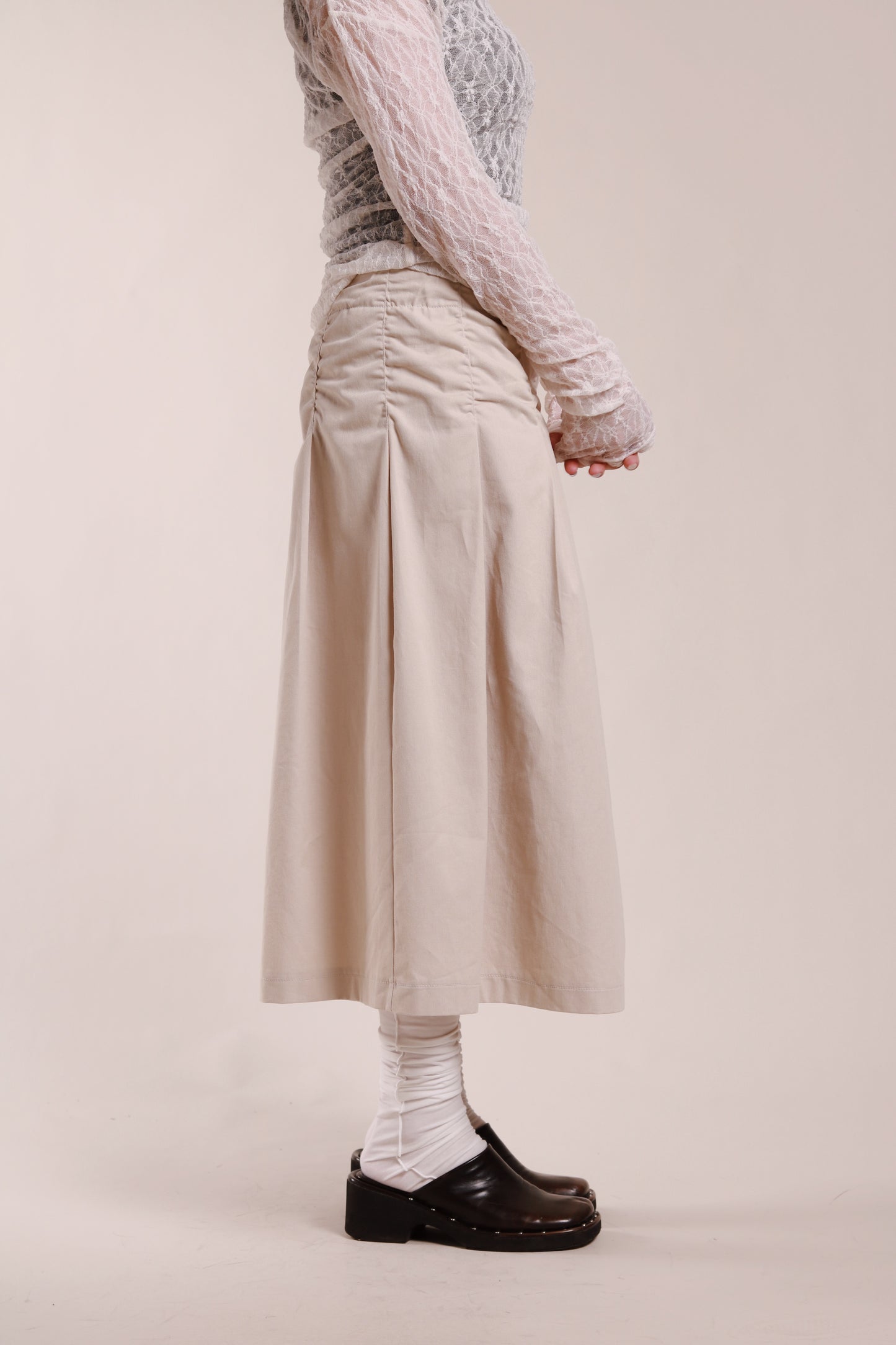 Doll Buckle Skirt (Beige)