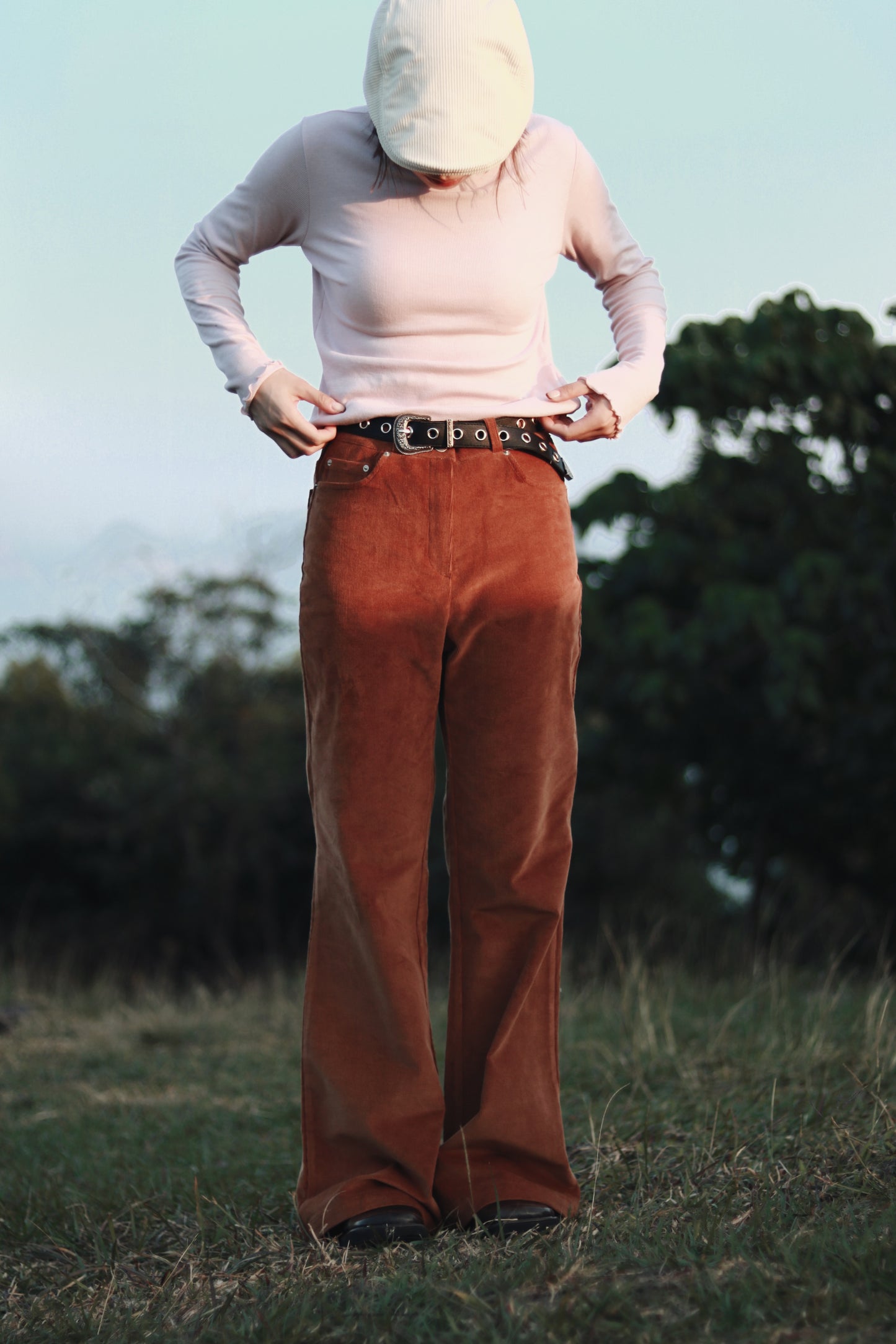 Corduroy Bootcut Pants (Brown)