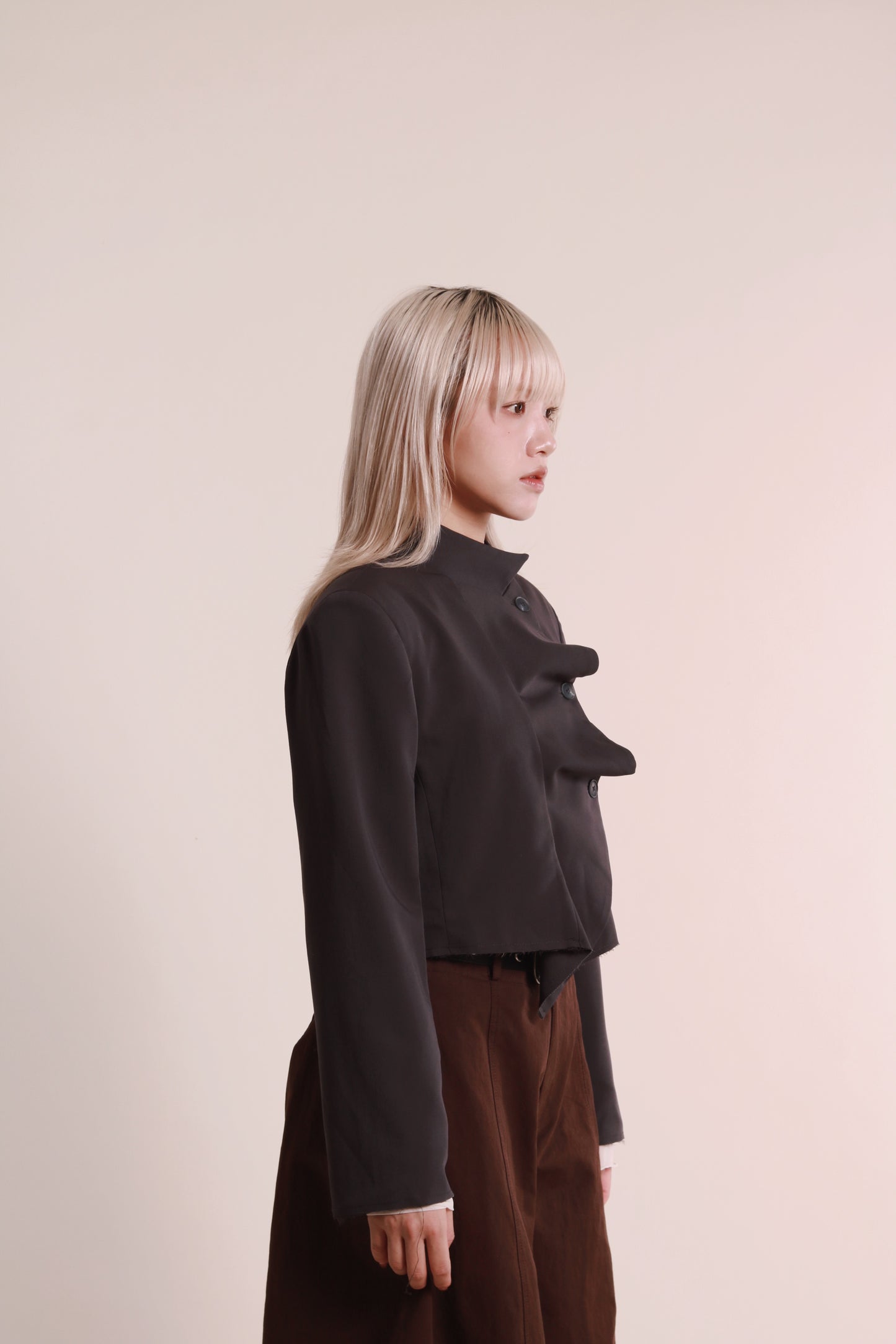 Gentle Pleat Jacket (Charcoal)