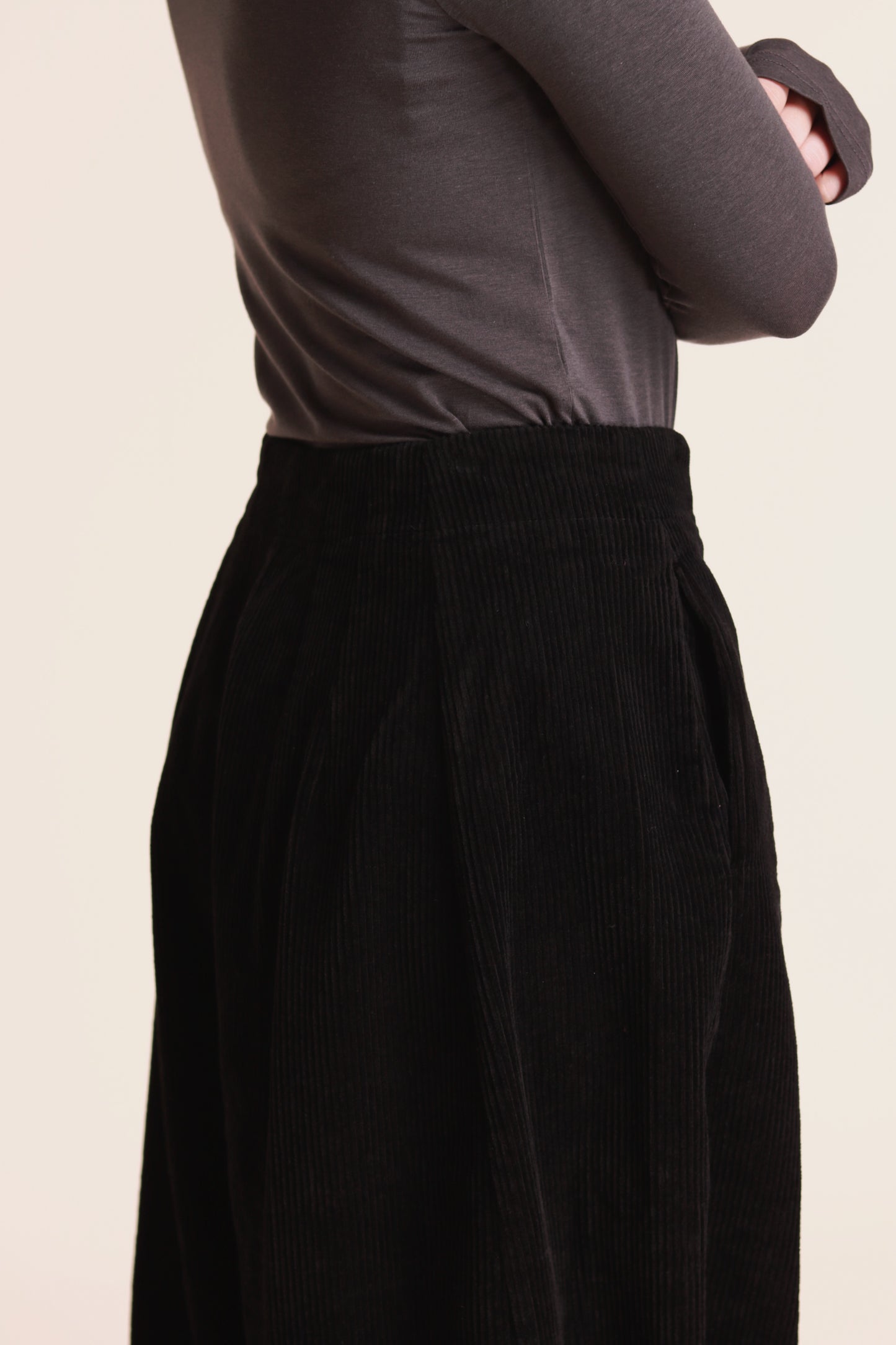 Corduroy Wide Pants (Black)
