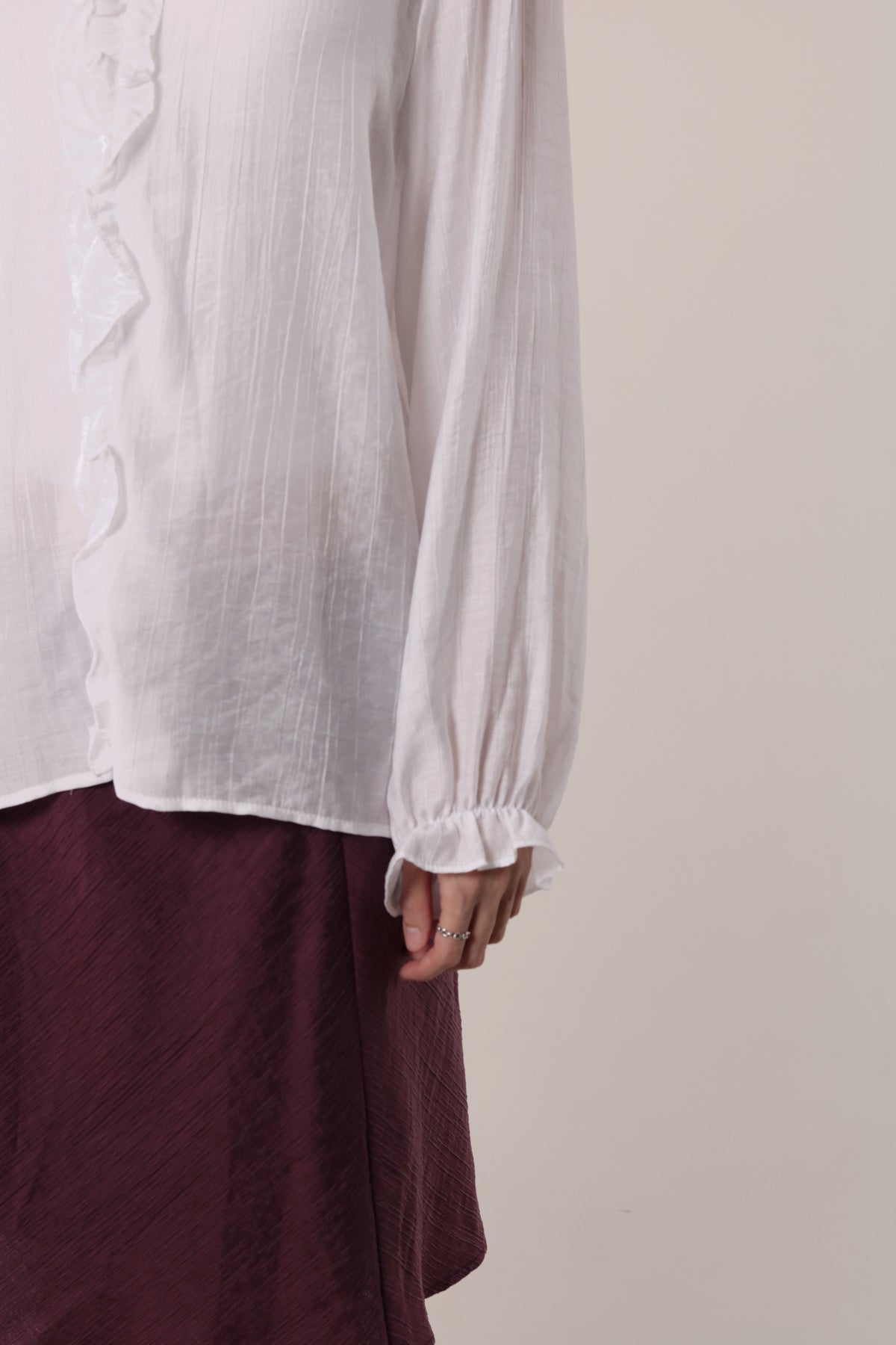 Retro Ruffle Shirt (White)