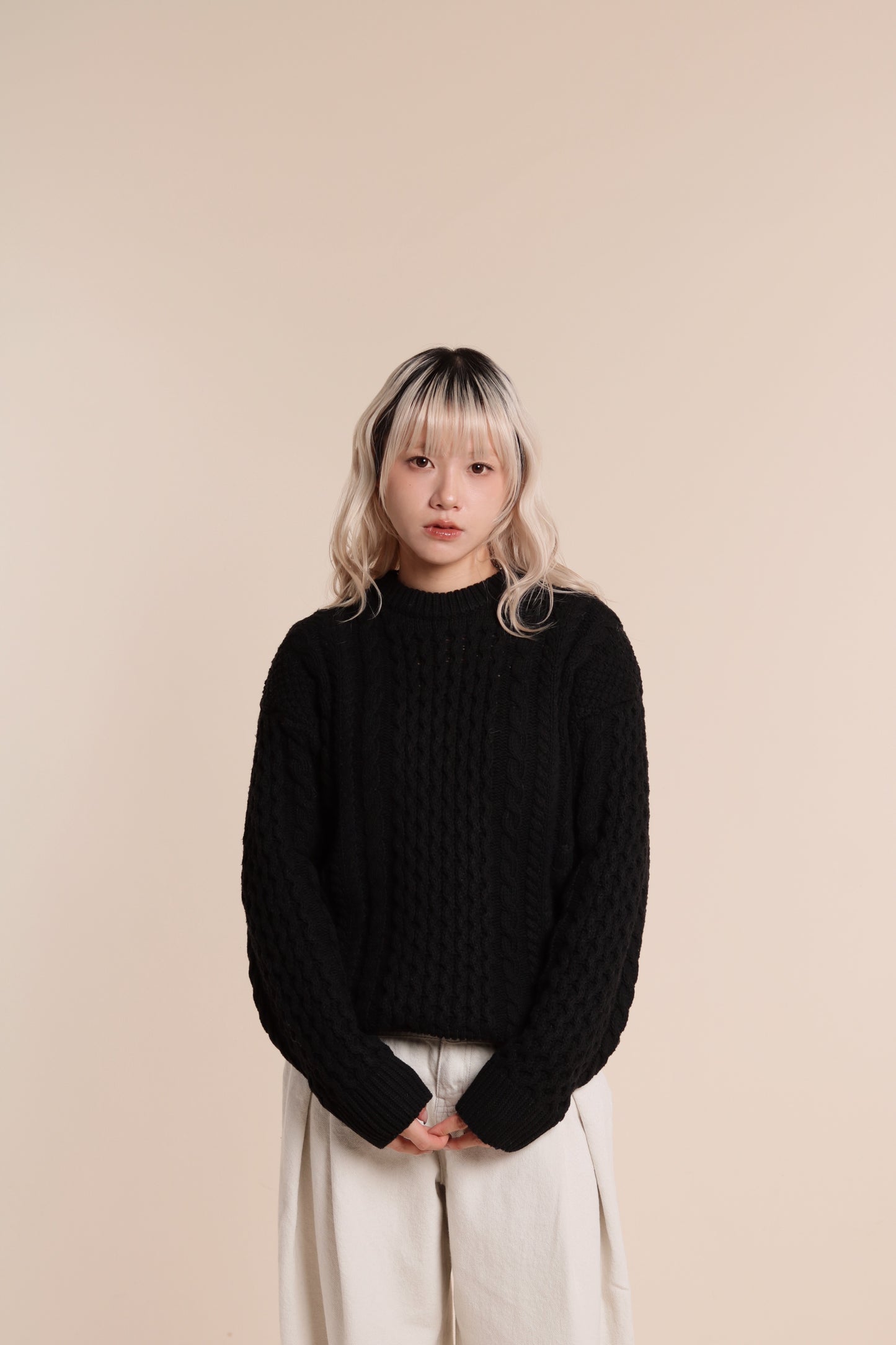 Oversized Cable Knit Sweater (Black)