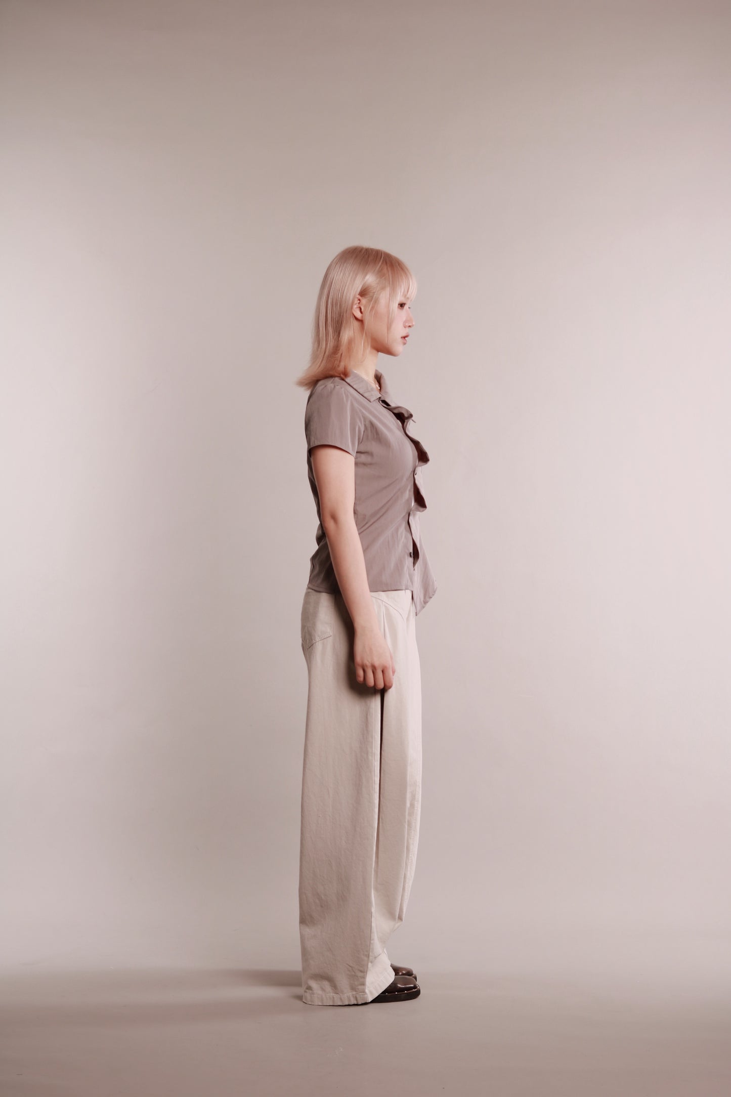Gentle Pleat Shirt (Grey)
