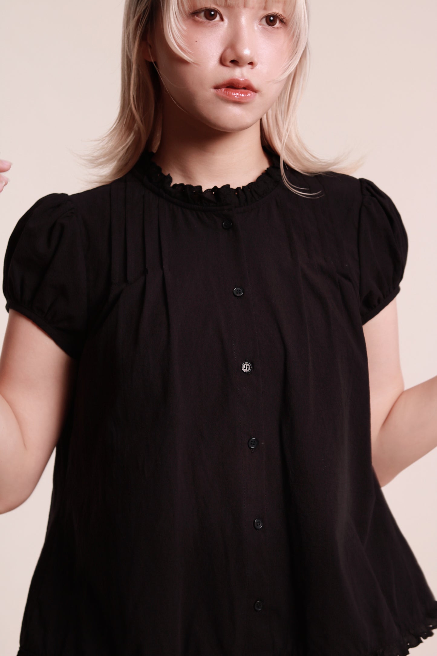 Puff Sleeve Blouse (Black)