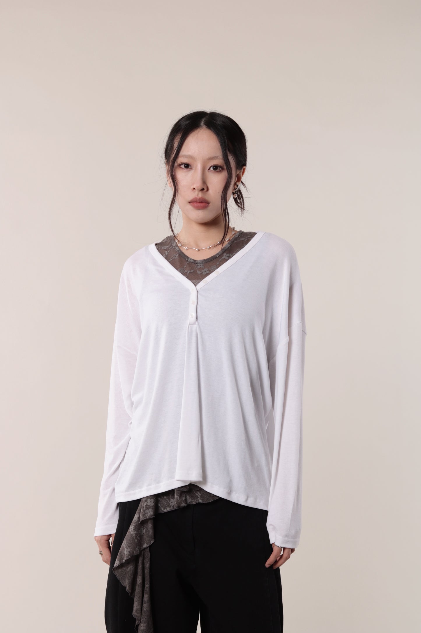 Lazy Button Long Tee (White)