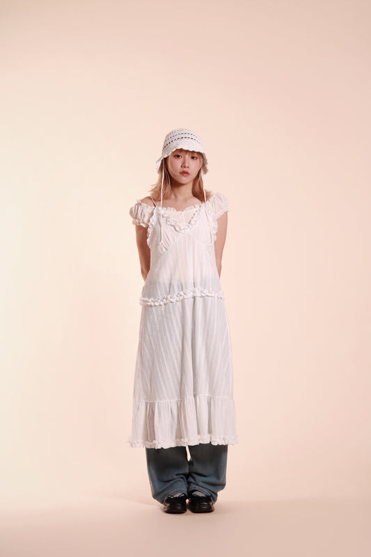 Frill Sleeveless Dress (White)