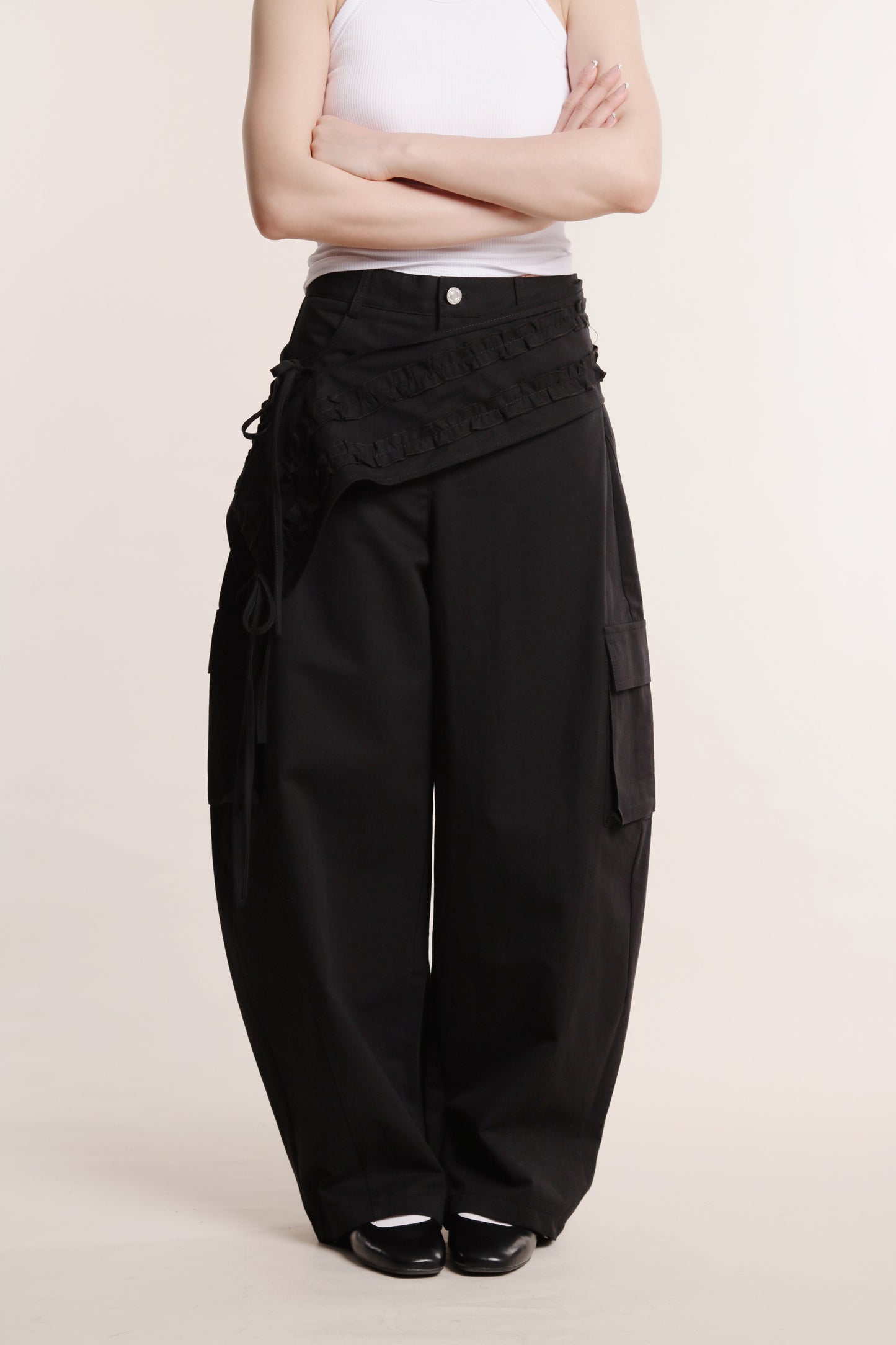 Ruffle Belt Pants (Black)