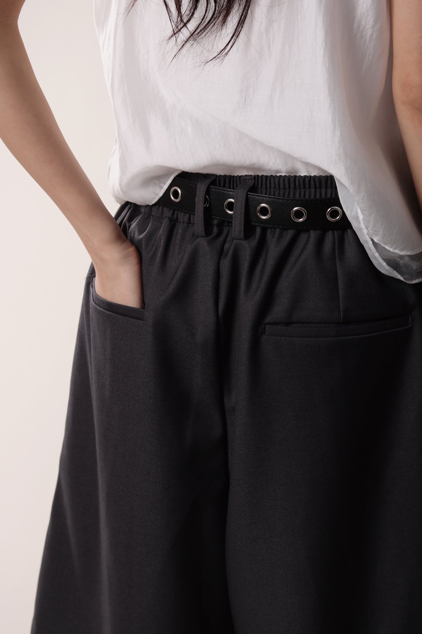 Classic Shorts (Charcoal)