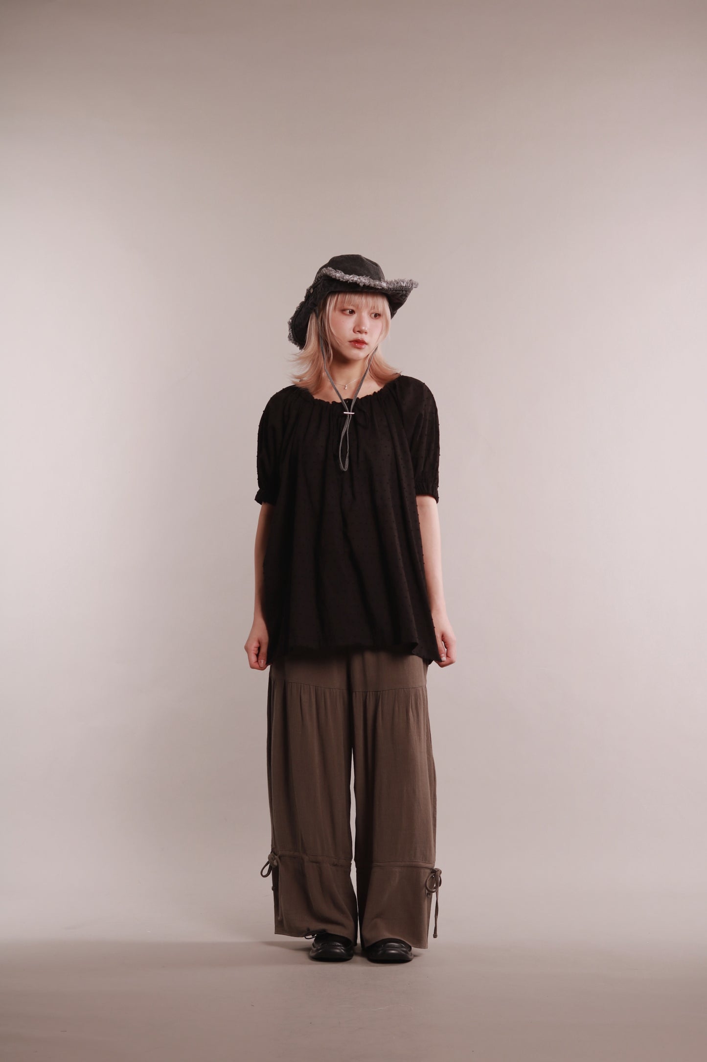 Dot Dot Blouse (Black)