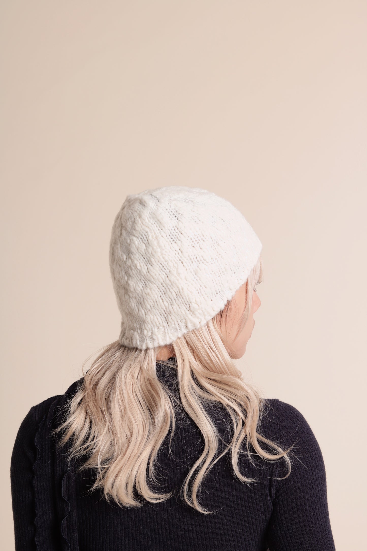 Knit Beanie (White)