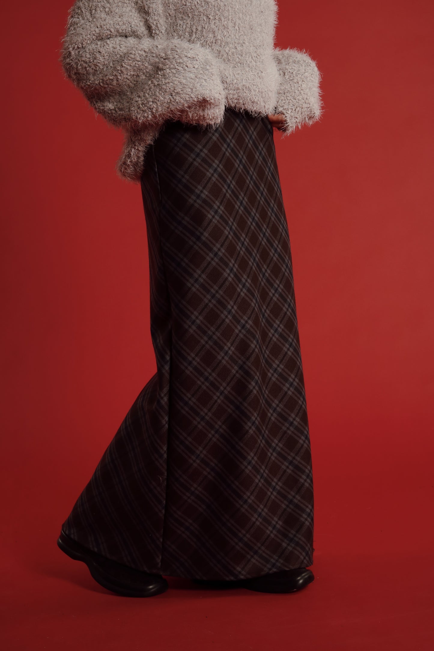 Checkered Slit Skirt (Brown)