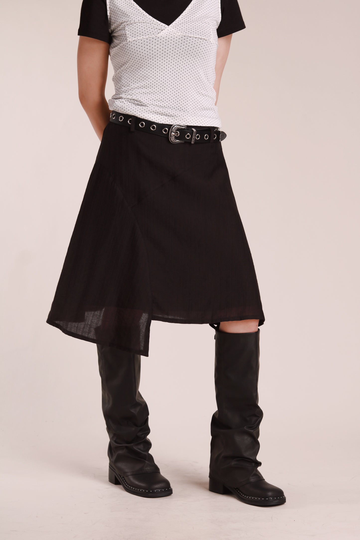 Asymmetric Mini Skirt (Black)