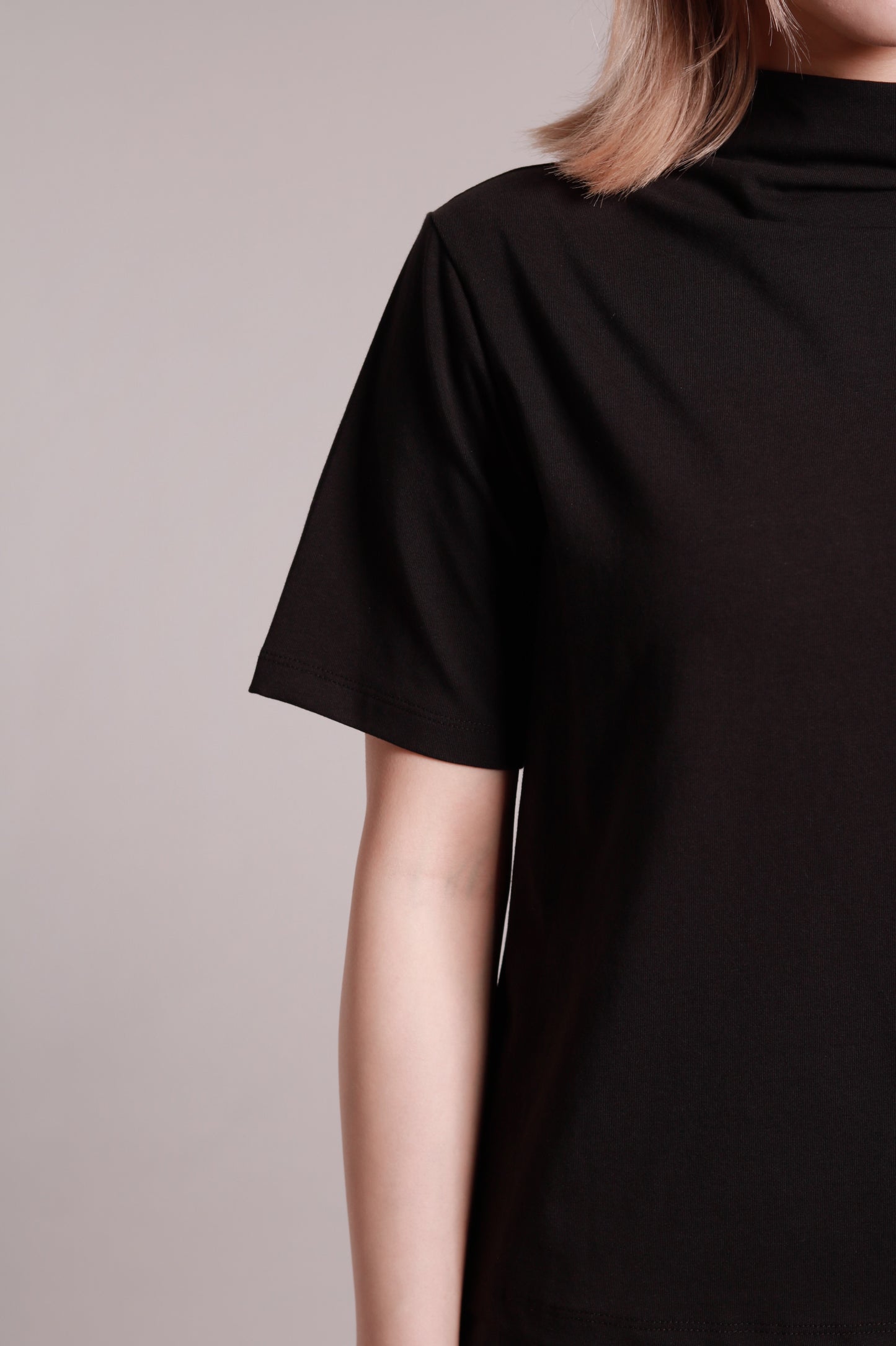 Mock Neck Tee (Black)