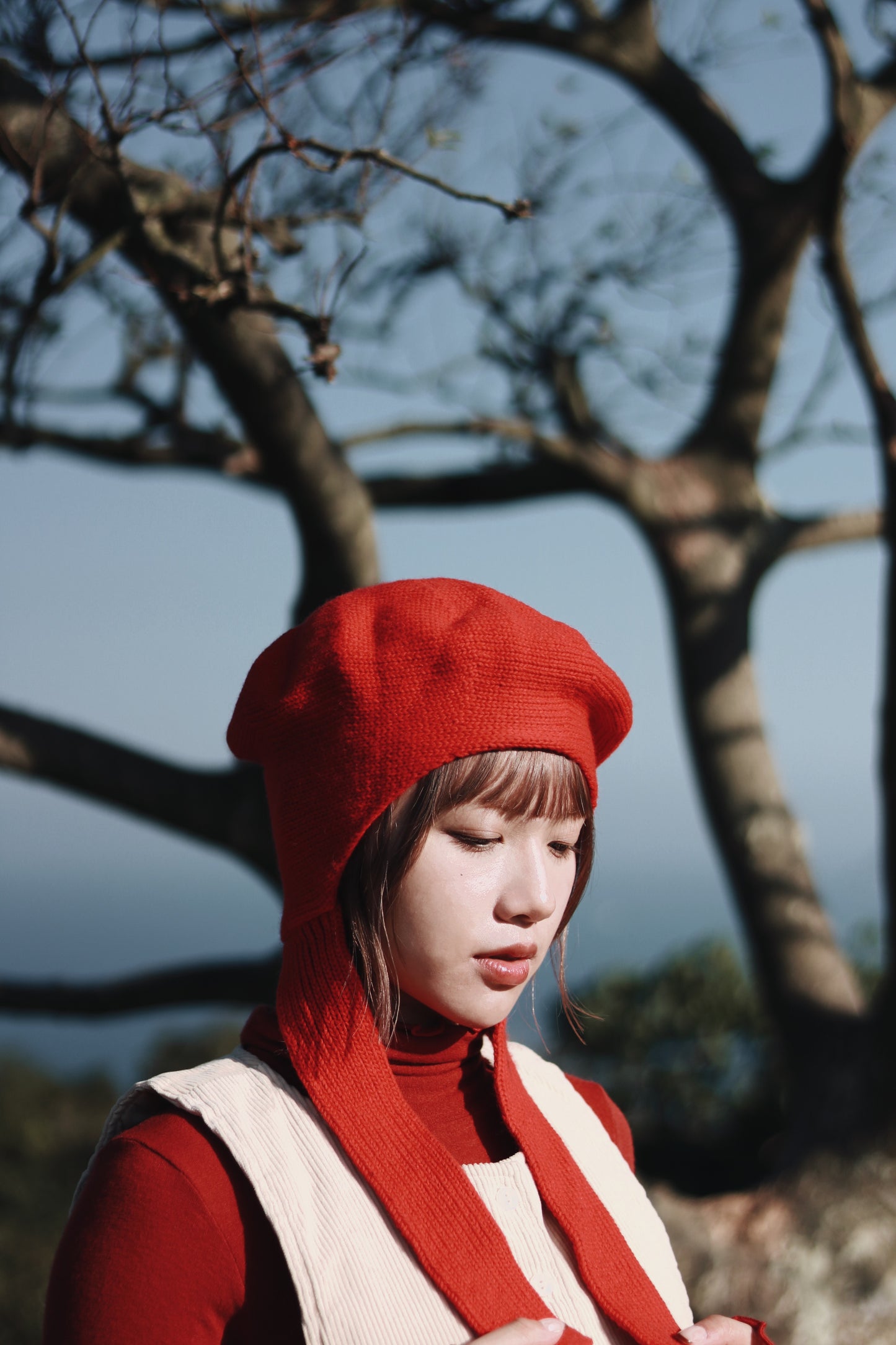 Doll Beret (Black/Grey/Red)