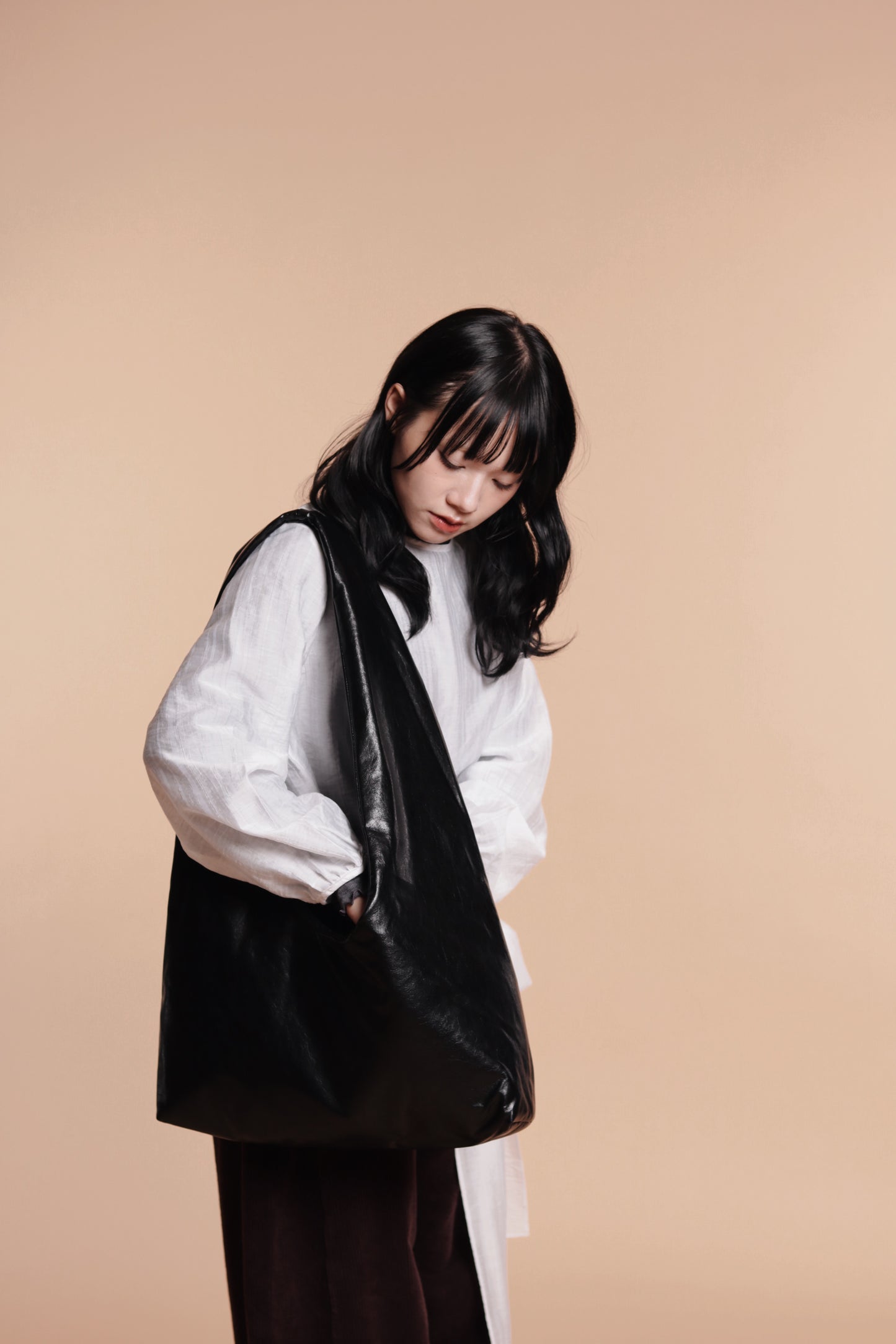 Cloudy Hobo Bag (Black)