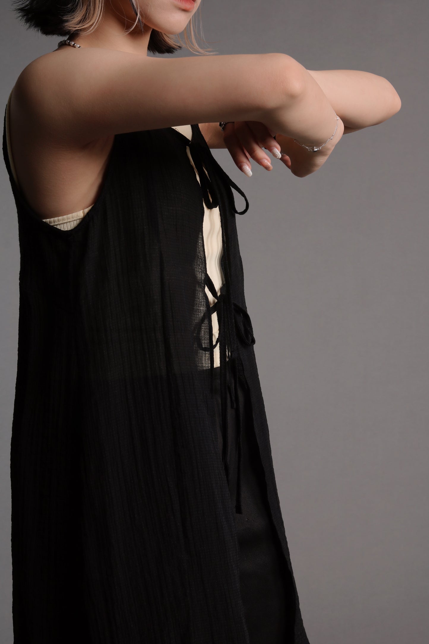 Ribbon Vest (Black)