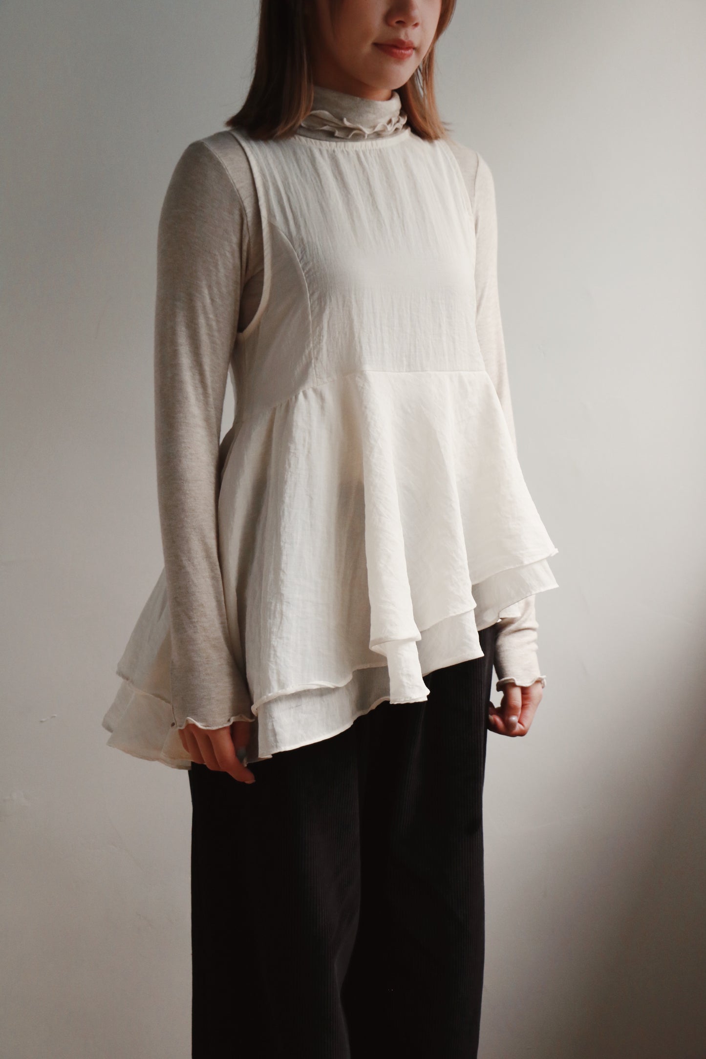 Ruffle Sleeveless Top (Ivory)