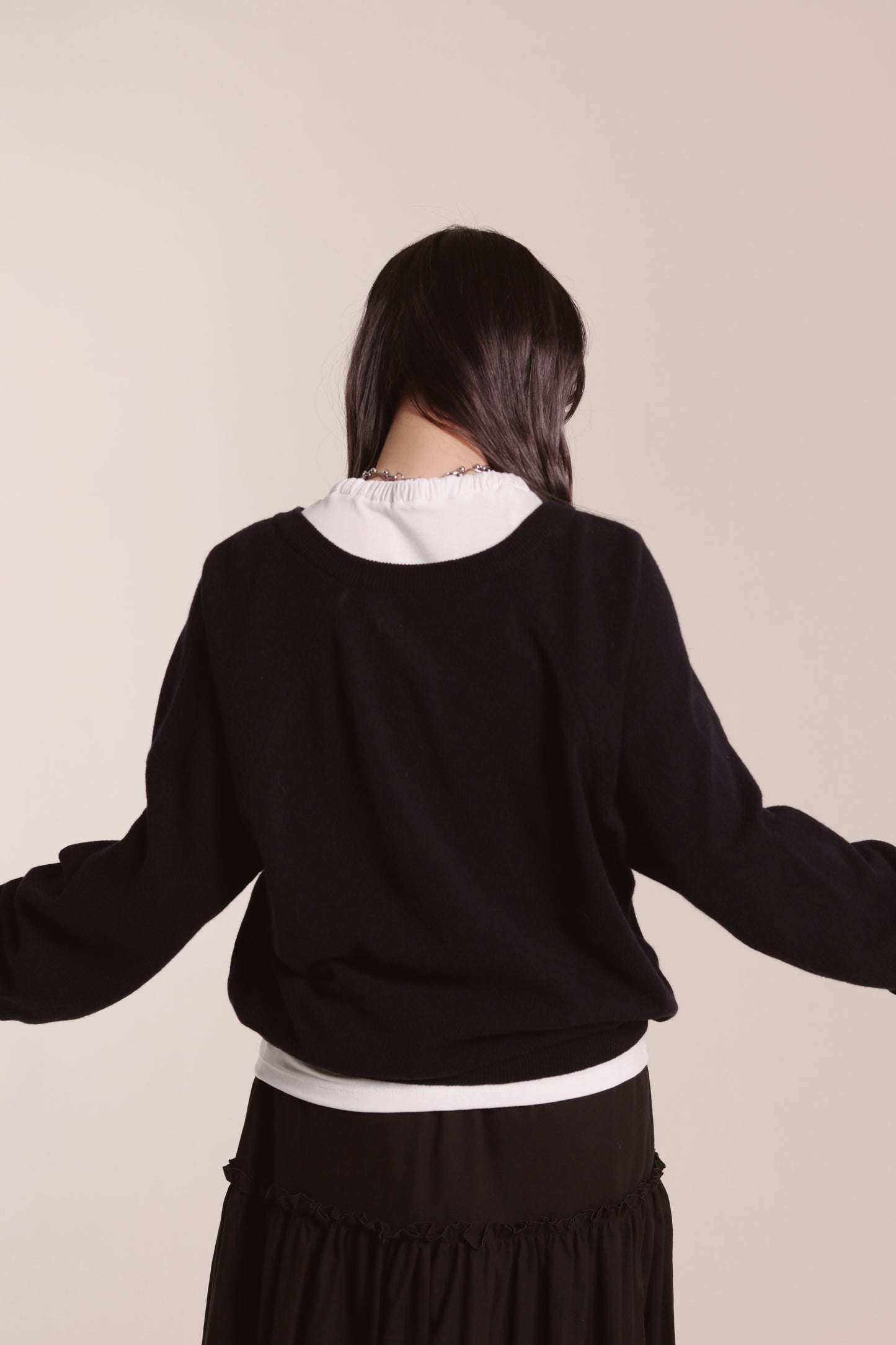 V Neck Sweater (Navy)