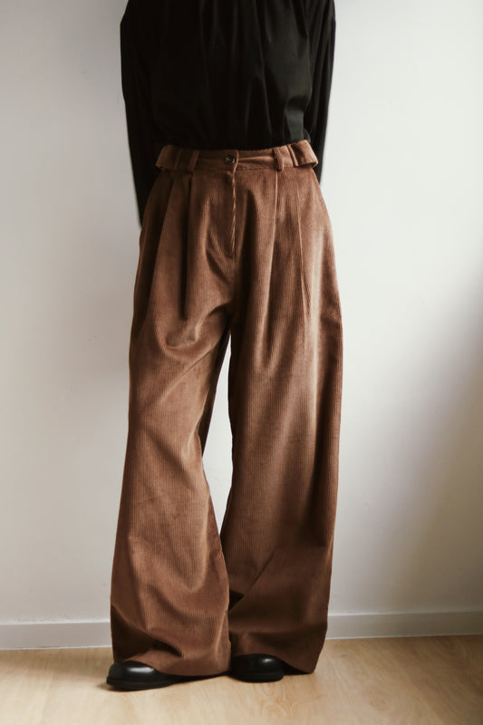 Corduroy Pants (Brown)