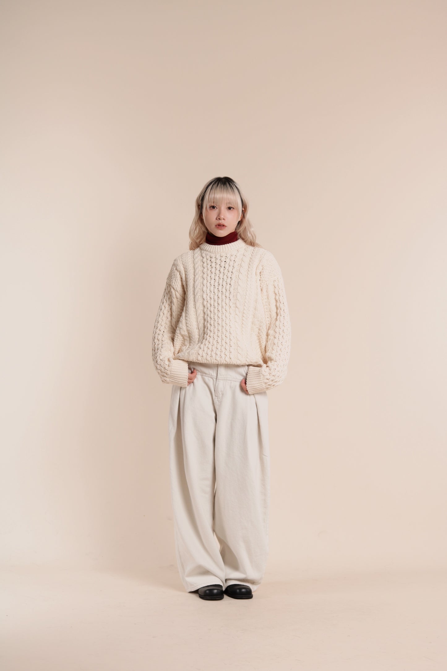 Oversized Cable Knit Sweater (Ivory)