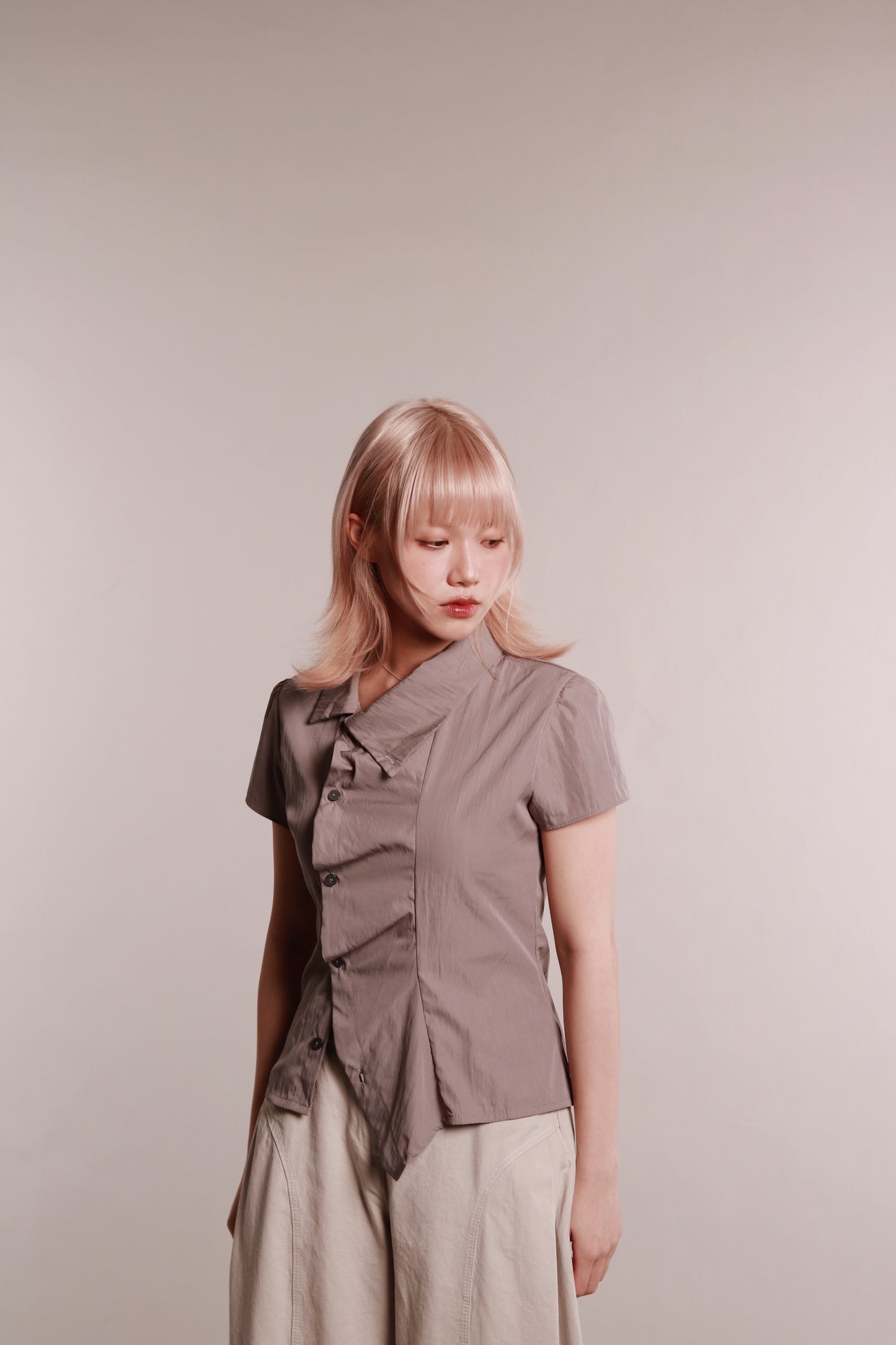 Gentle Pleat Shirt (Grey)