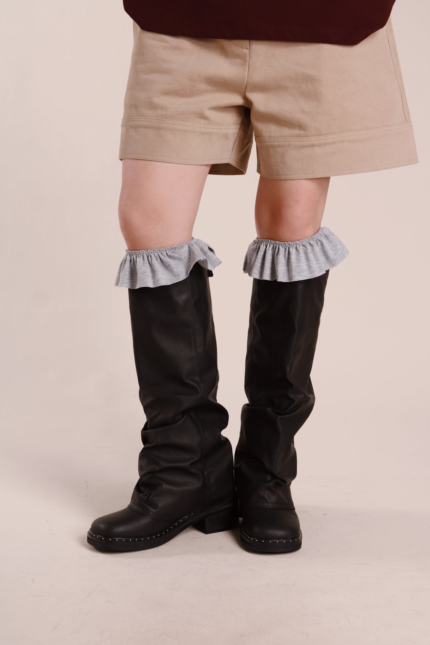 Ruffle Socks (Grey)