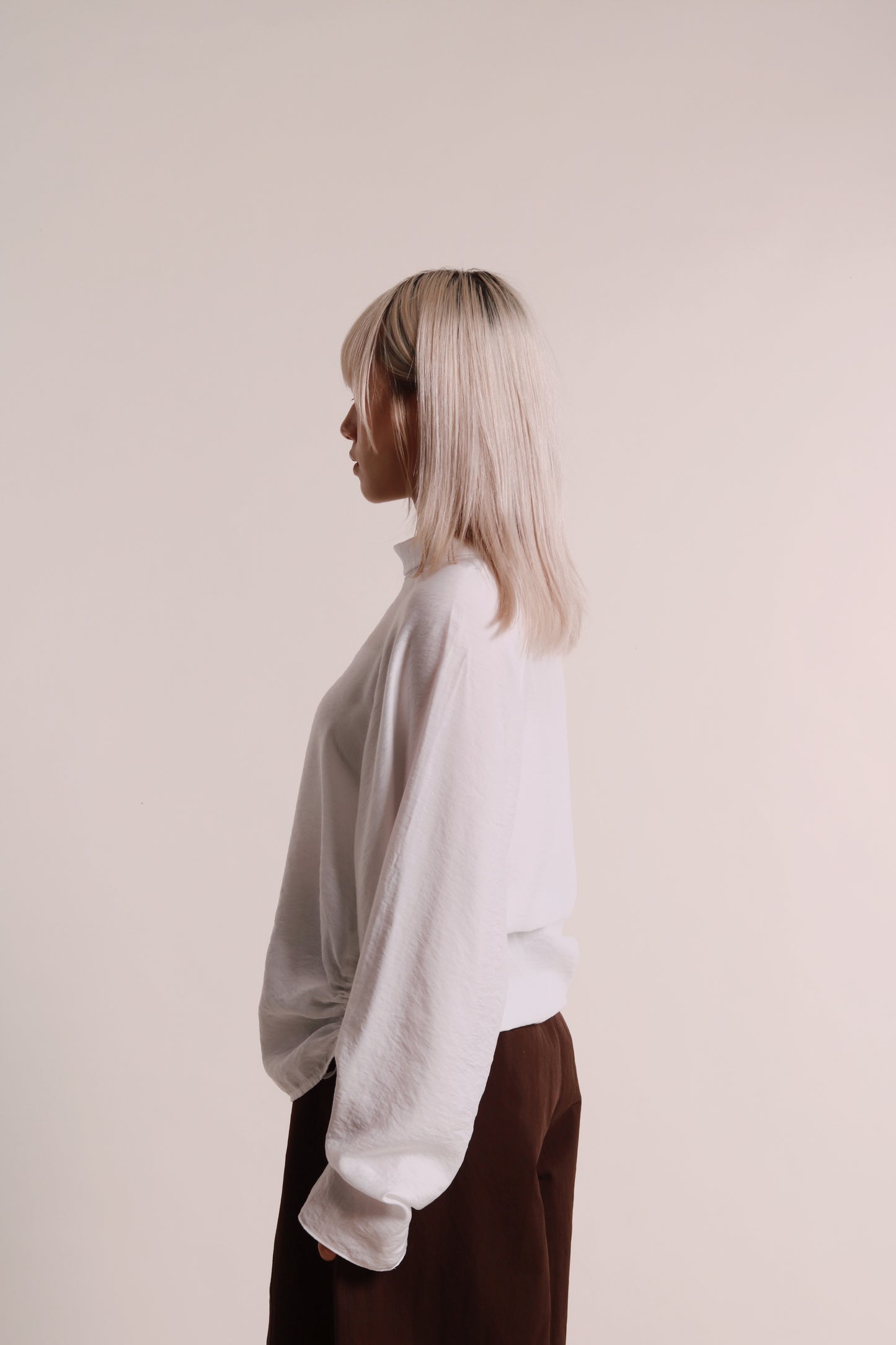 Doll Gathered Blouse (White)