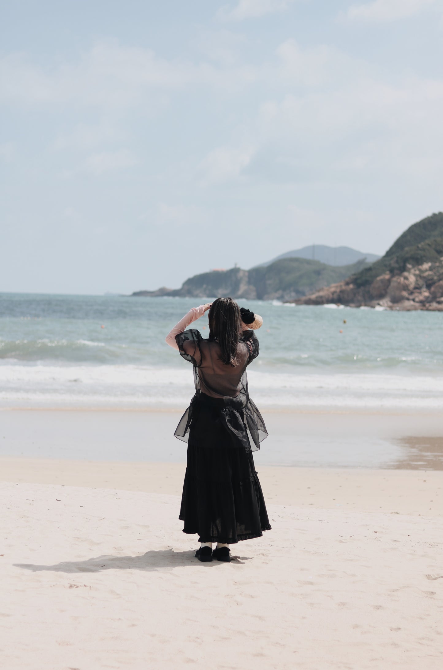 Doll Puff Sleeve Blouse (Black)