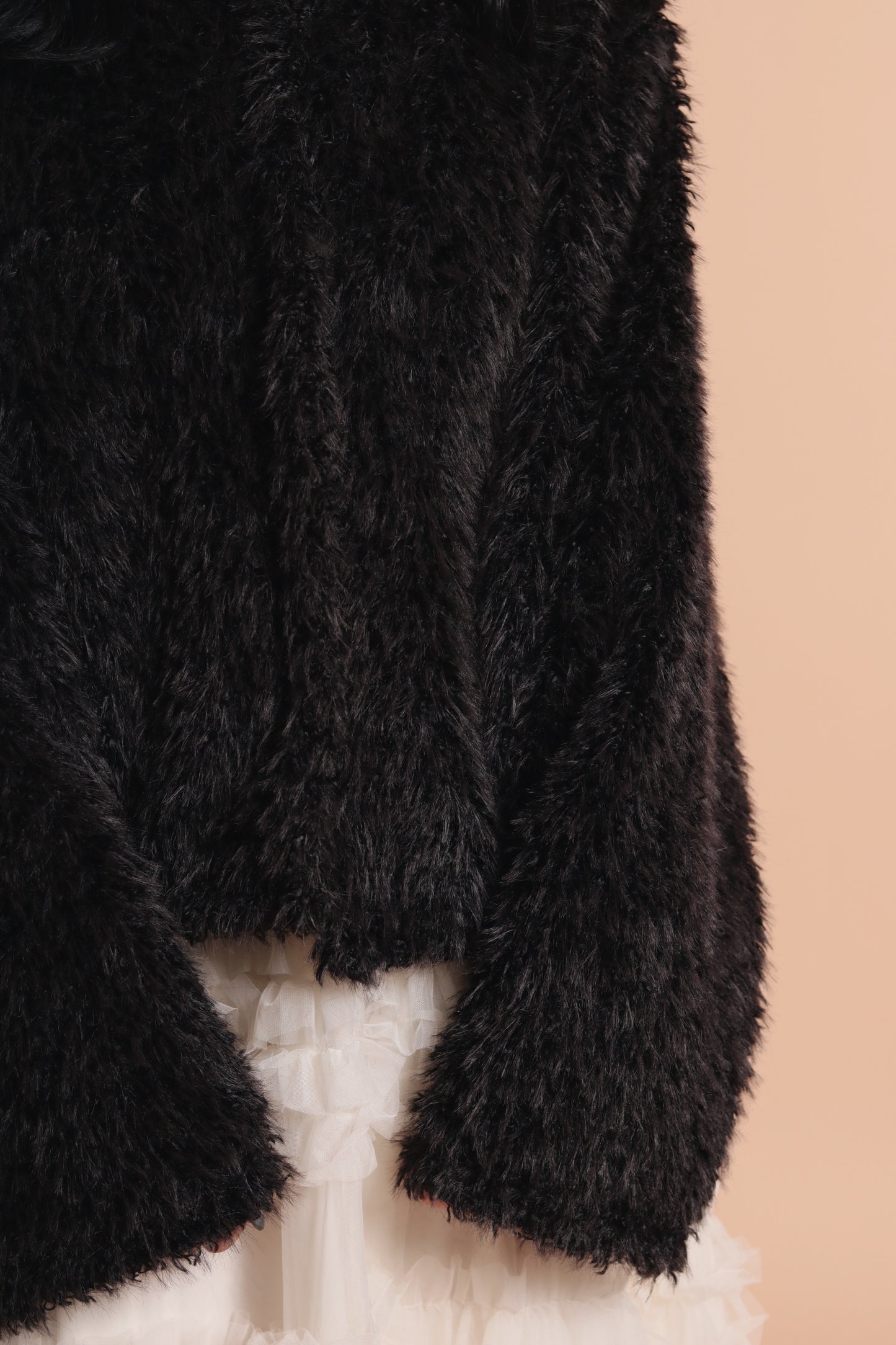 Fluffy Cardigan (Black)