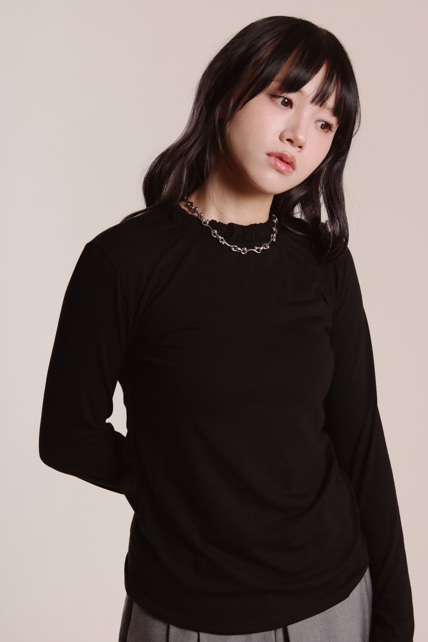 Soft Gathered Neck Top (Black)