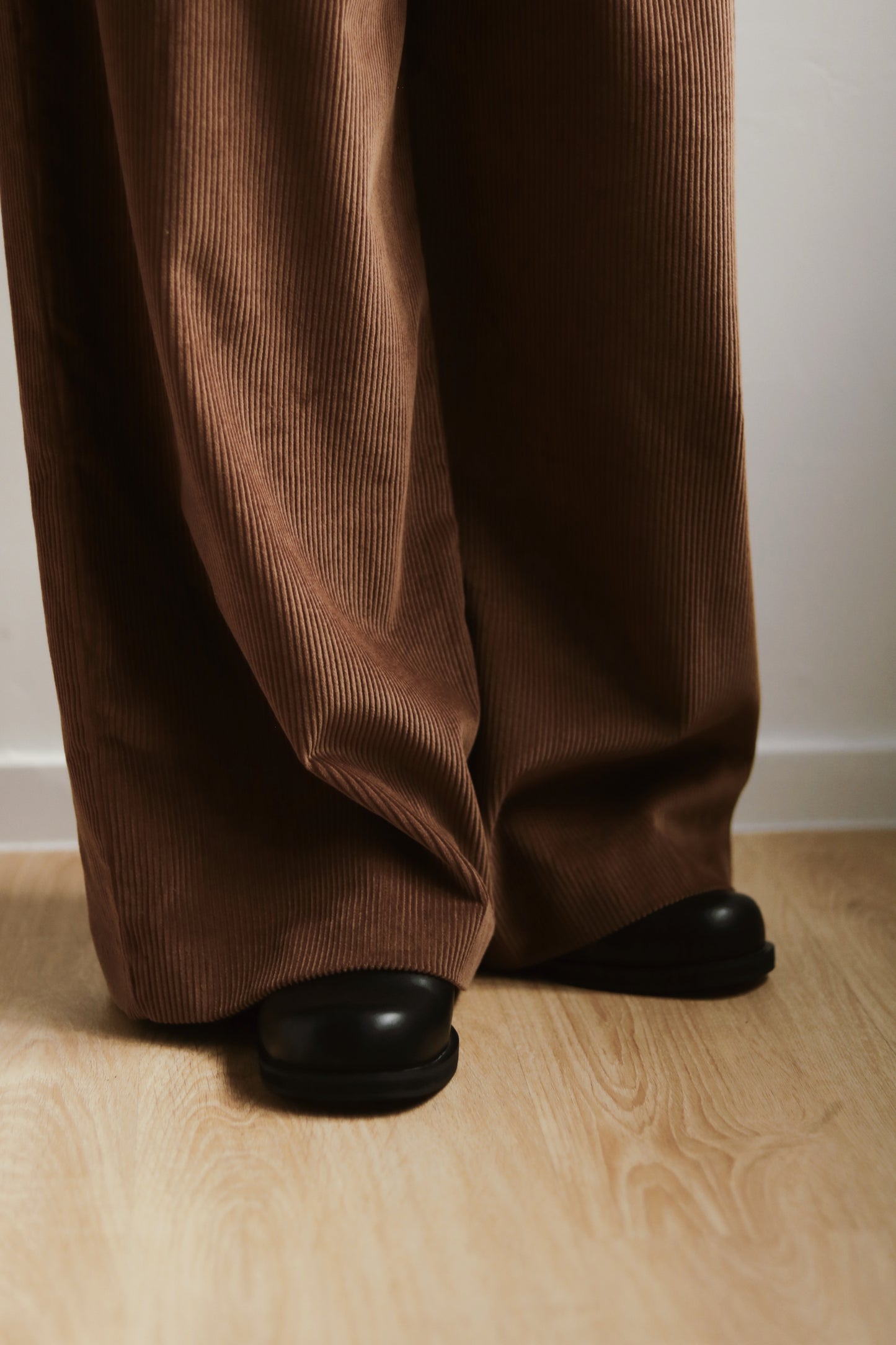 Corduroy Pants (Brown)
