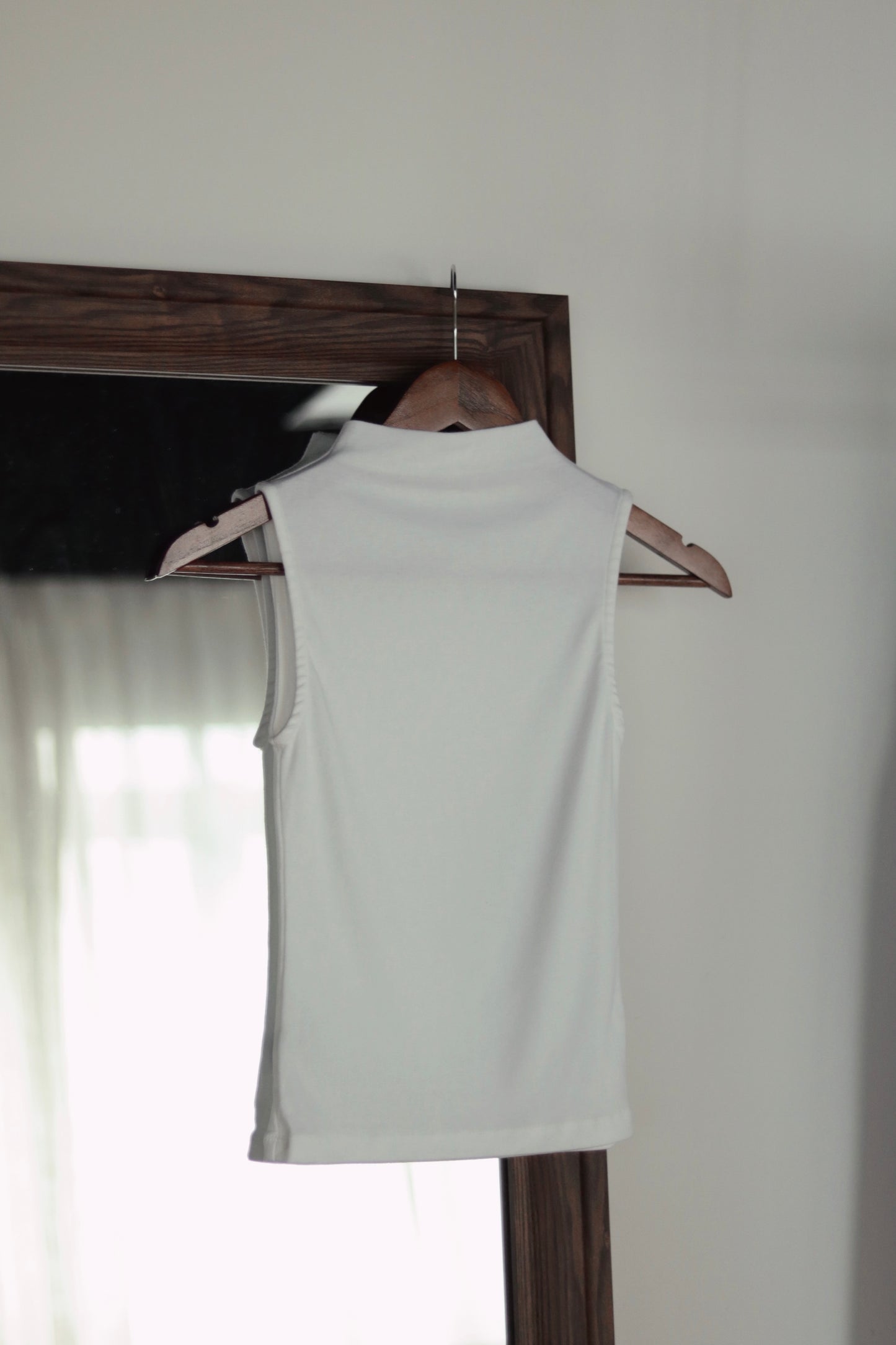 Mock Neck Sleeveless Top (White)