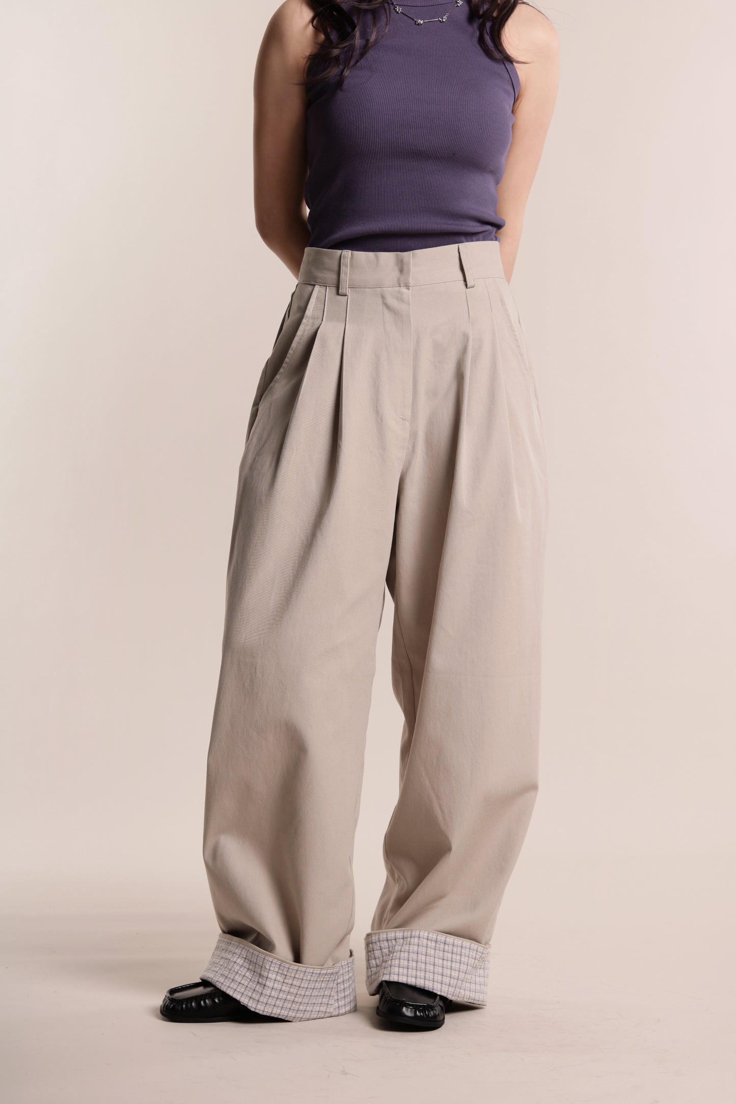 Check Detail Pleated Pants (Beige)