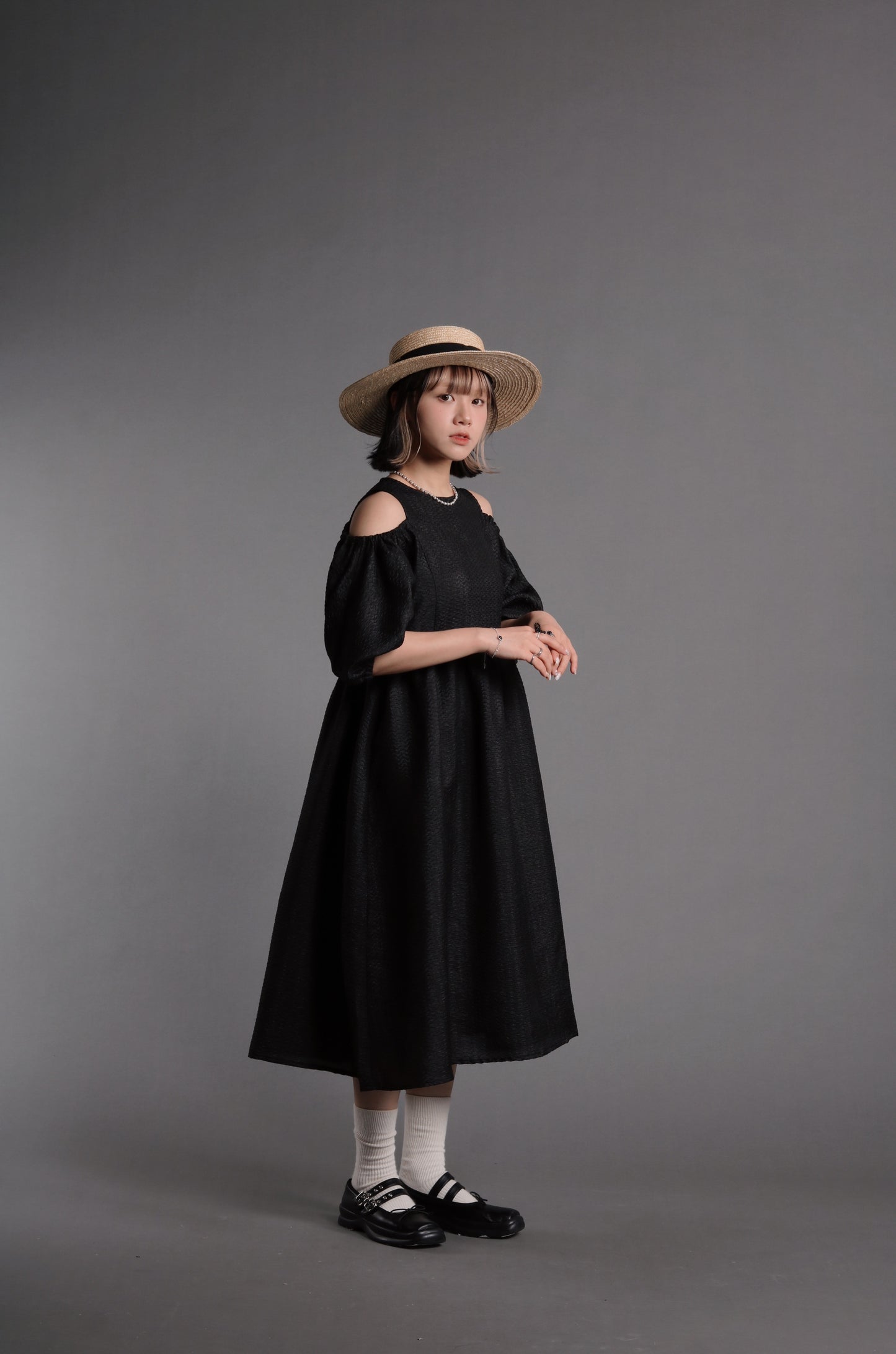 Doll Cold Shoulder Dress (Black)