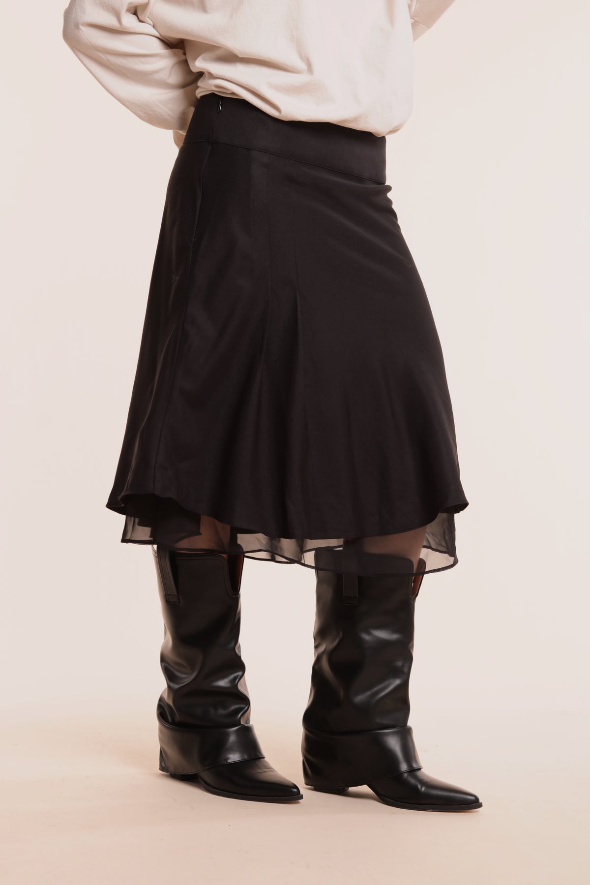 Edgy Skirt (Black)