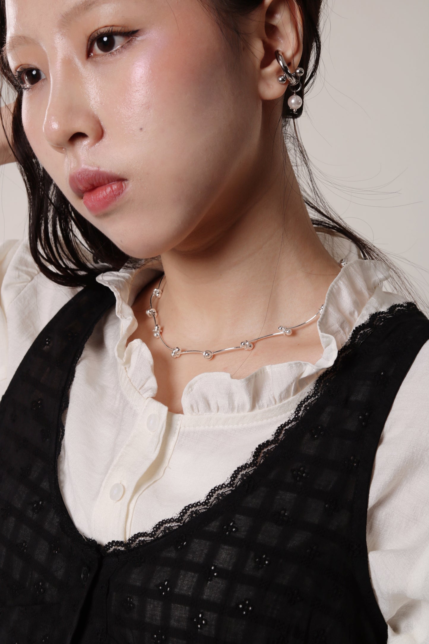 Dot Line Necklace