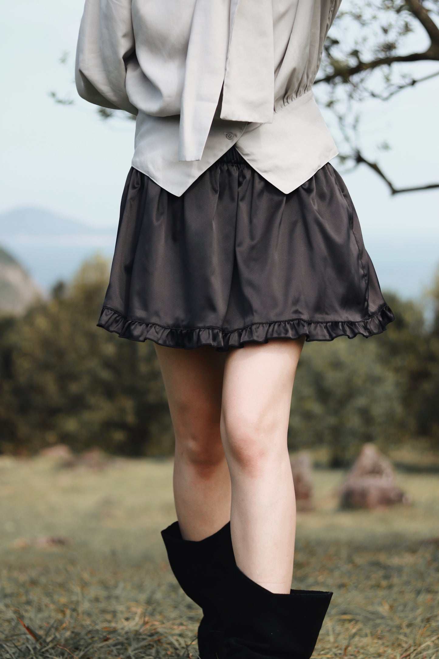 Doll Mini Ruffle Skirt (Black)