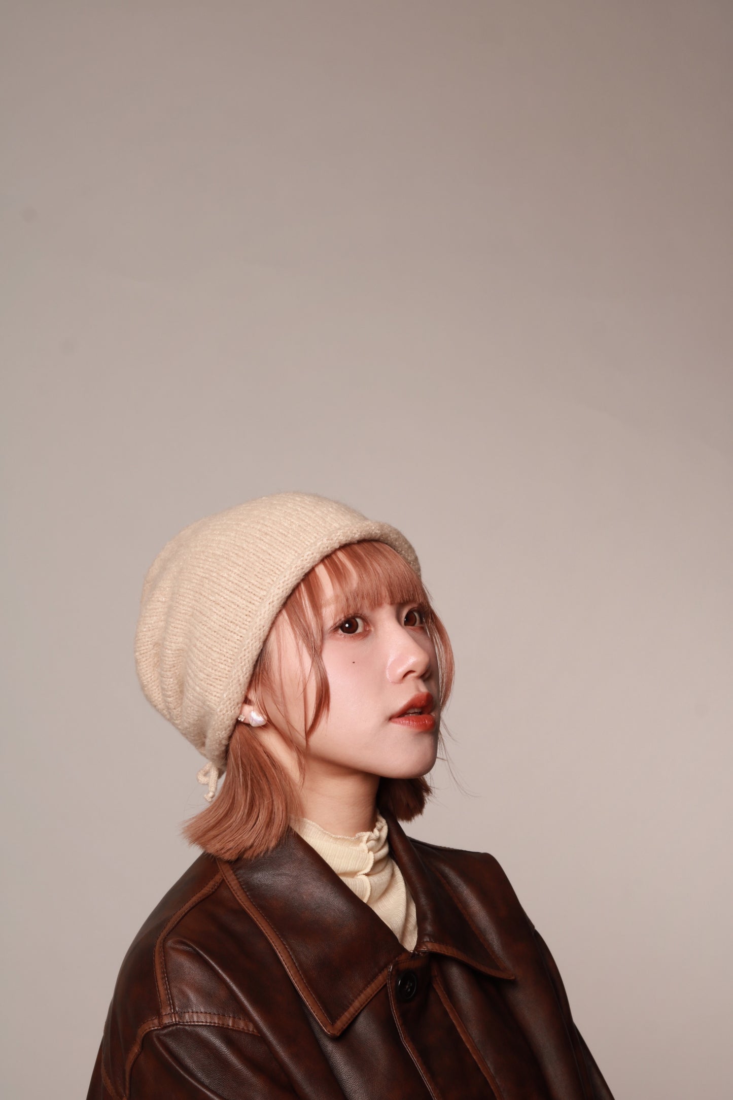 Gathered Ribbon Beanie (Beige/Black/Charcoal/Pink/Red)