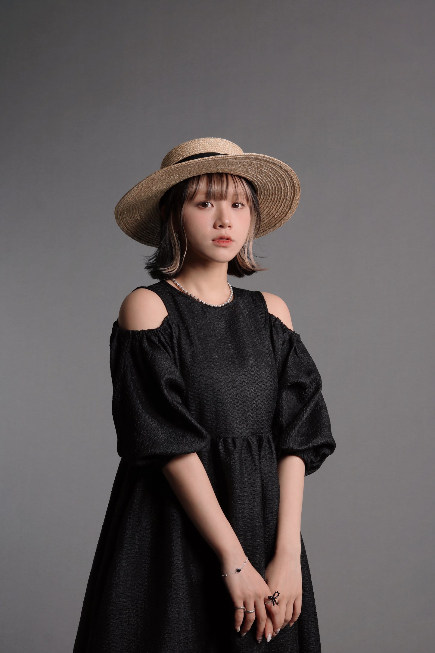 Doll Cold Shoulder Dress (Black)