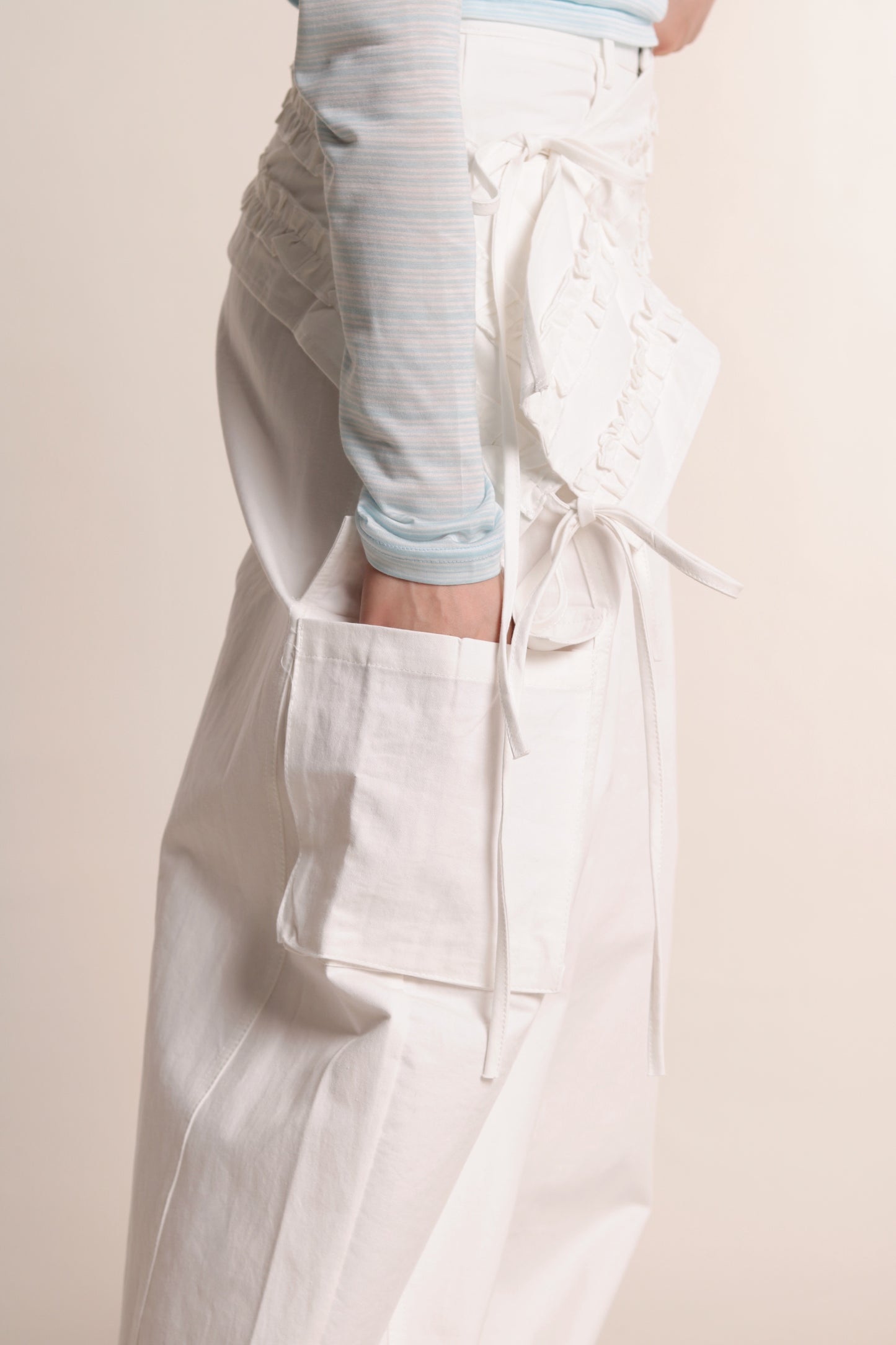 Ruffle Belt Pants (White)