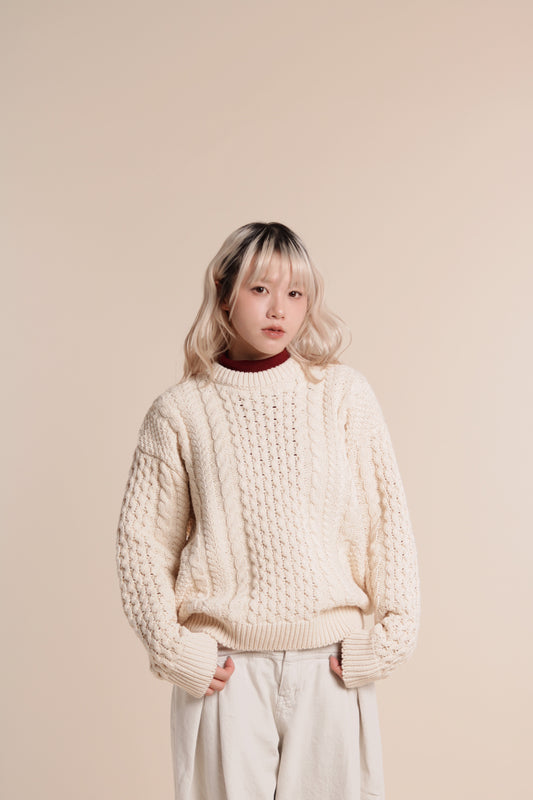 Oversized Cable Knit Sweater (Ivory)